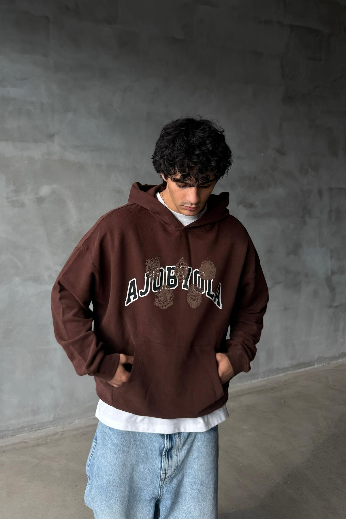 Ajobyola Baskılı Kahverengi Oversize Sweatshirt SR01