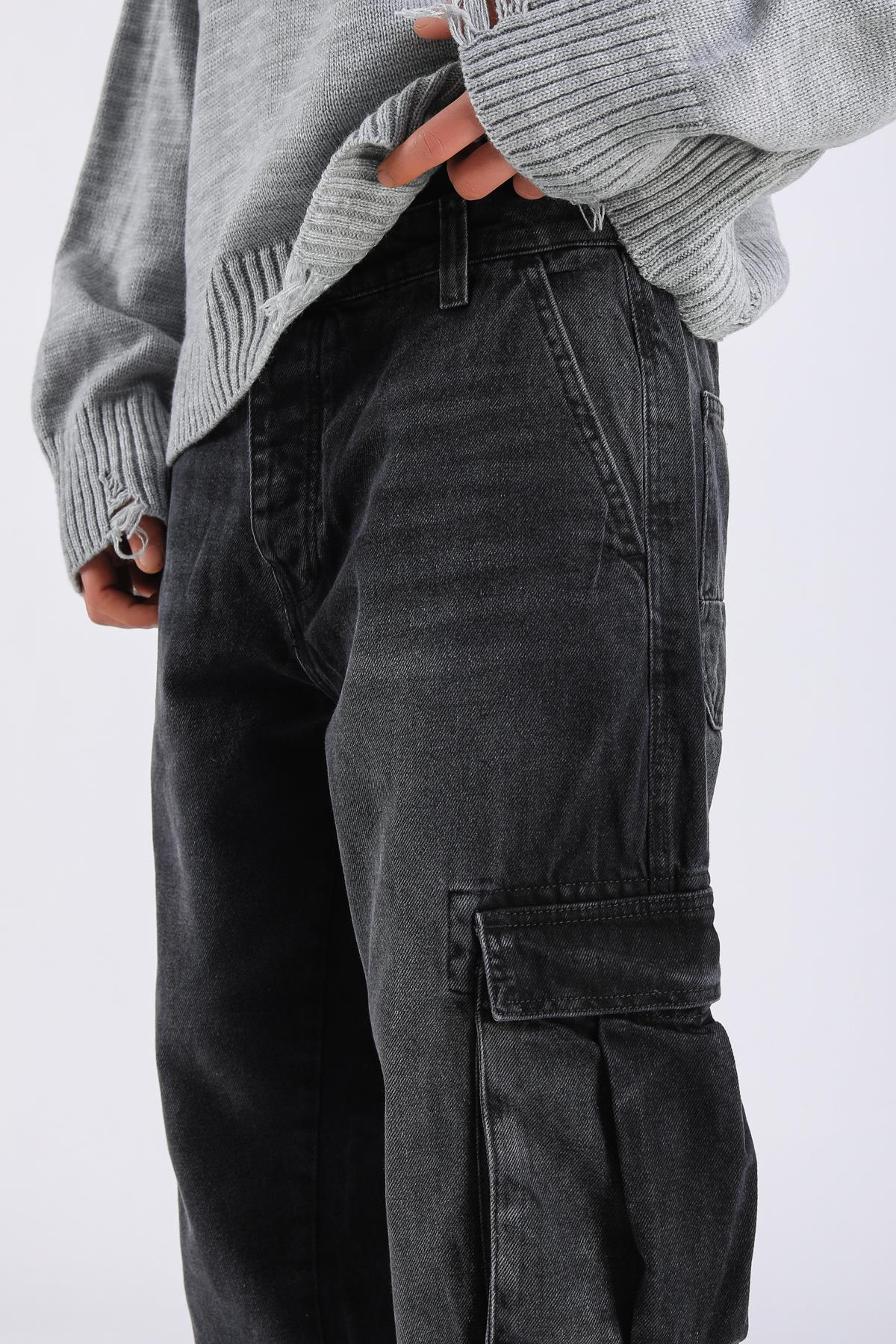 Baggy Cargo Jeans - Black P1095
