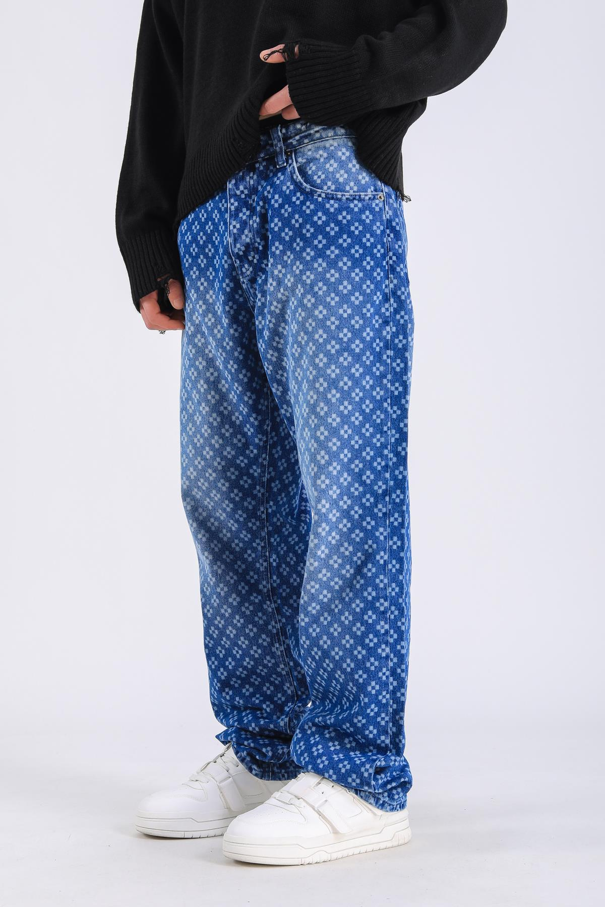 Baggy Embroidered Jean - Blue  P1075
