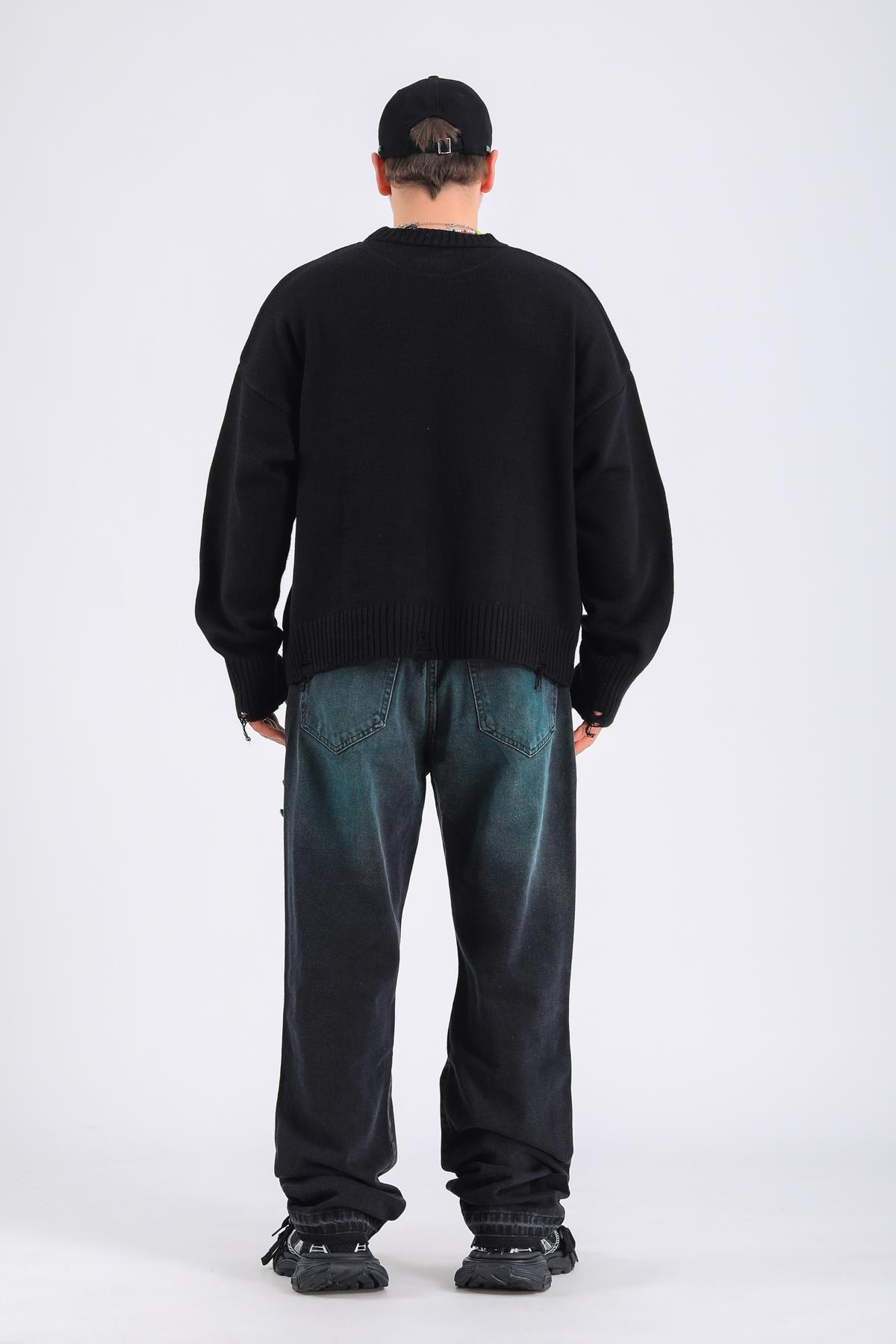 Baggy Torn Jeans - Black P1104