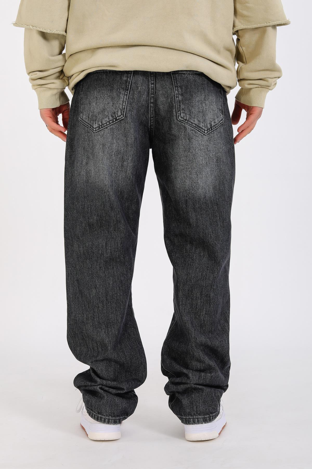 Baggy Washed Jean - Black 2  P1123