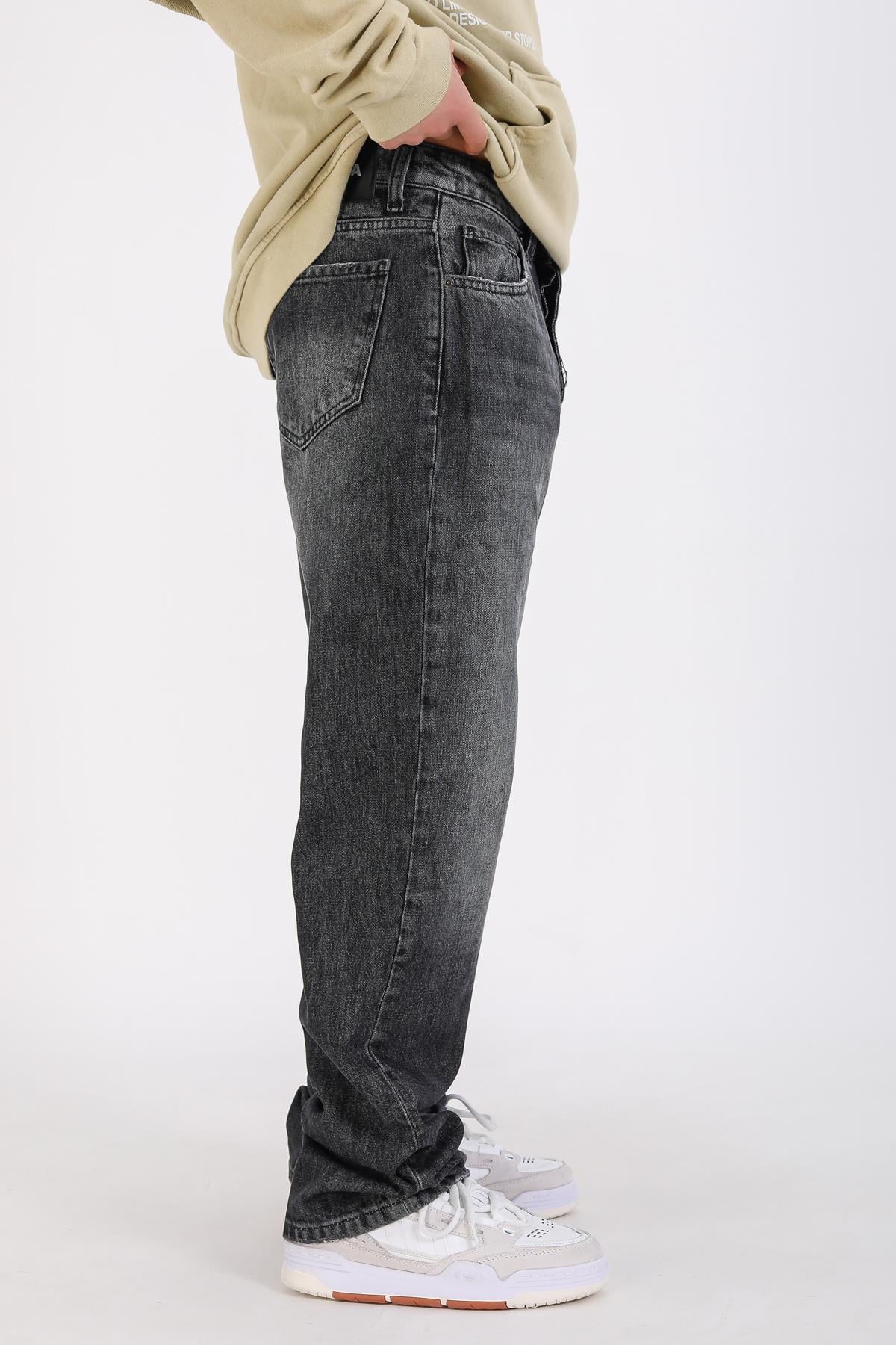 Baggy Washed Jean - Black 2  P1123