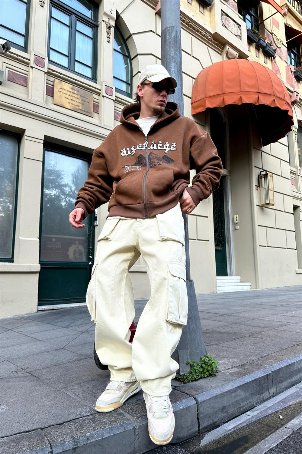Baskılı Kahve Zipper Oversize Sweatshirt SW918