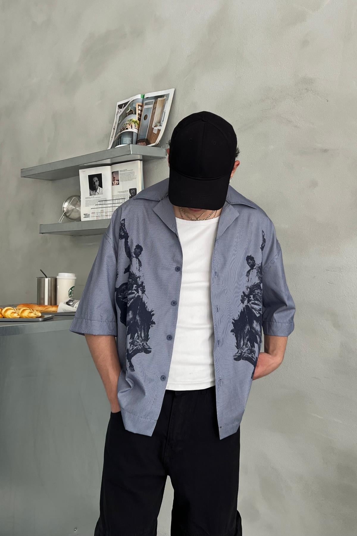 Baskılı Koyu Mavi Çizgili Oversize Kısa Kol Gömlek