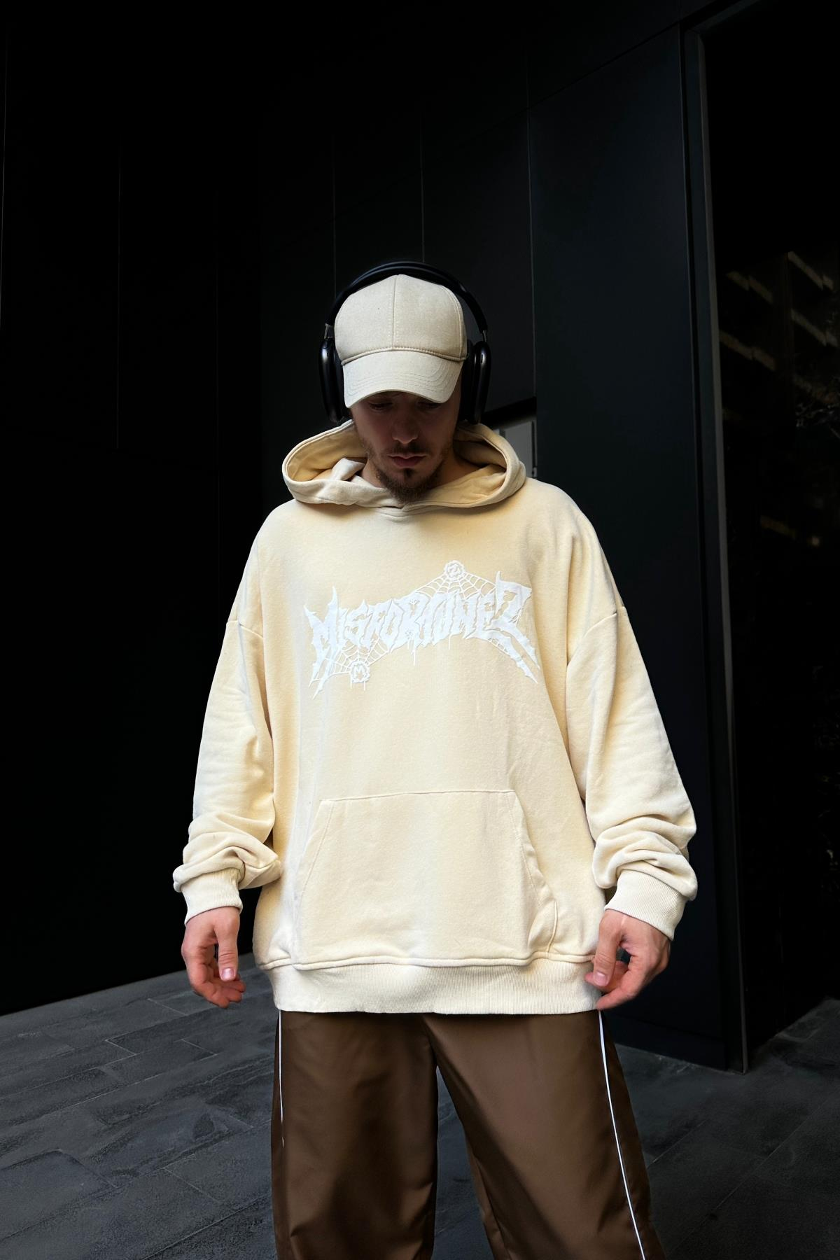 Baskılı Krem Oversize Hoodie SW1109
