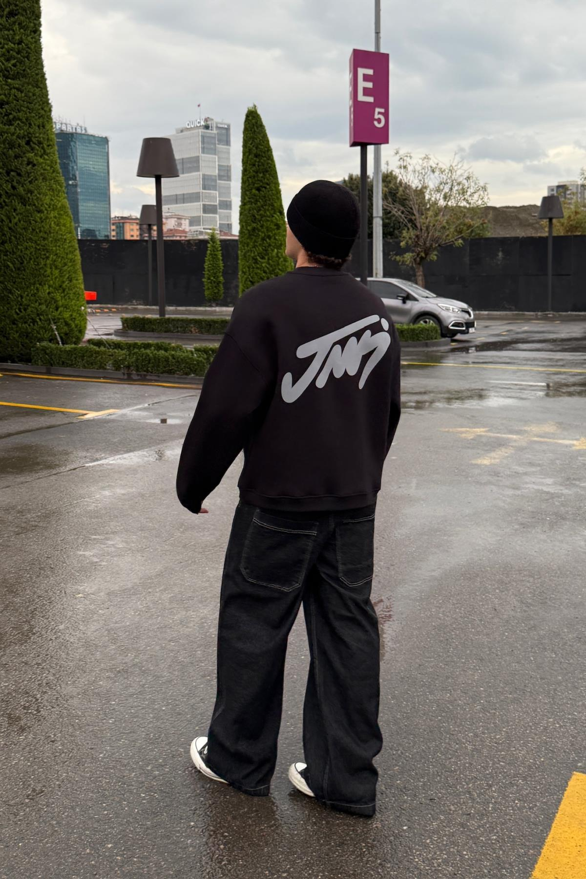 Baskılı Siyah Bisiklet Yaka Oversize Sweatshirt JC01