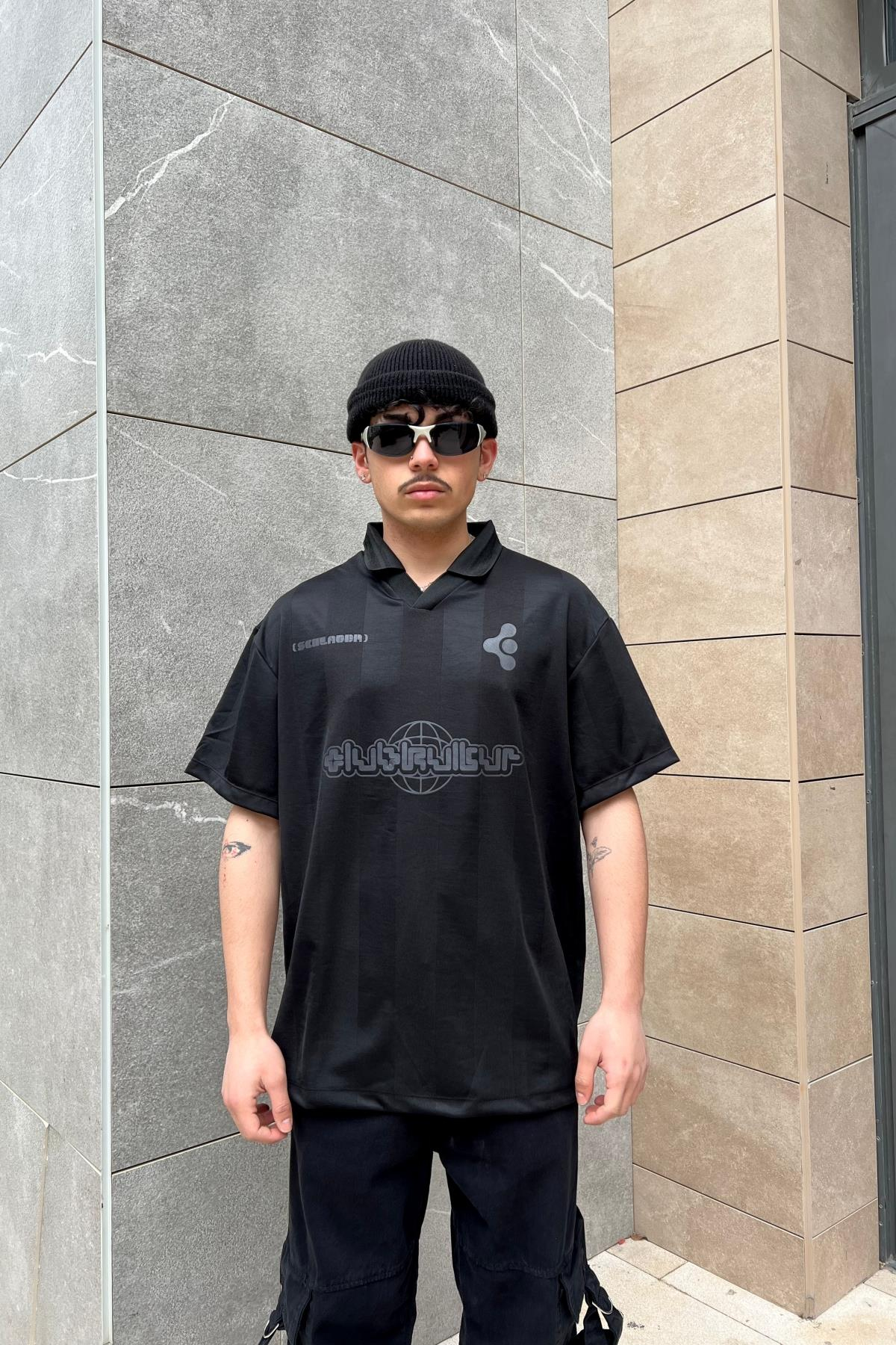 Baskılı Siyah Polo Yaka Oversize Forma Tshirt