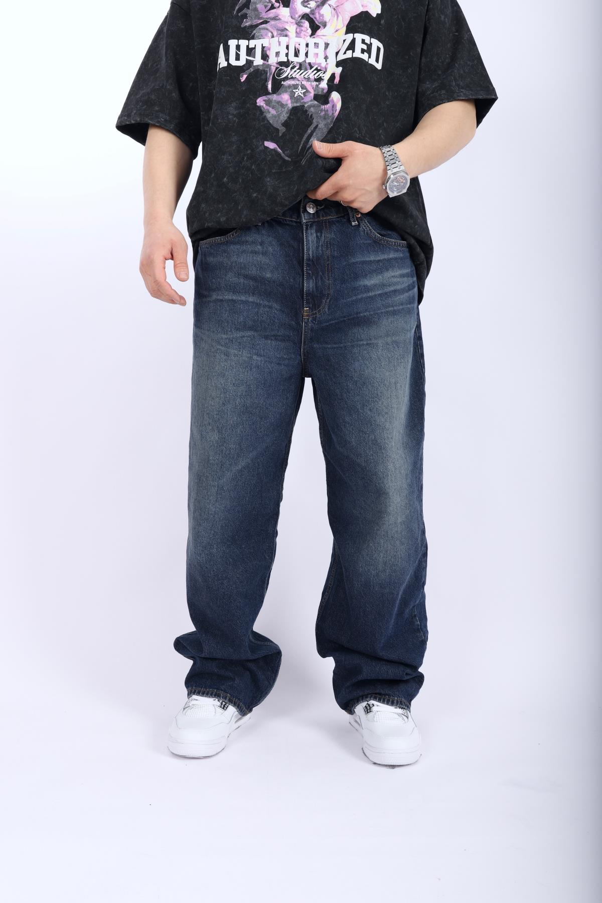 Bdg Acid Wash Baggy Jean P930