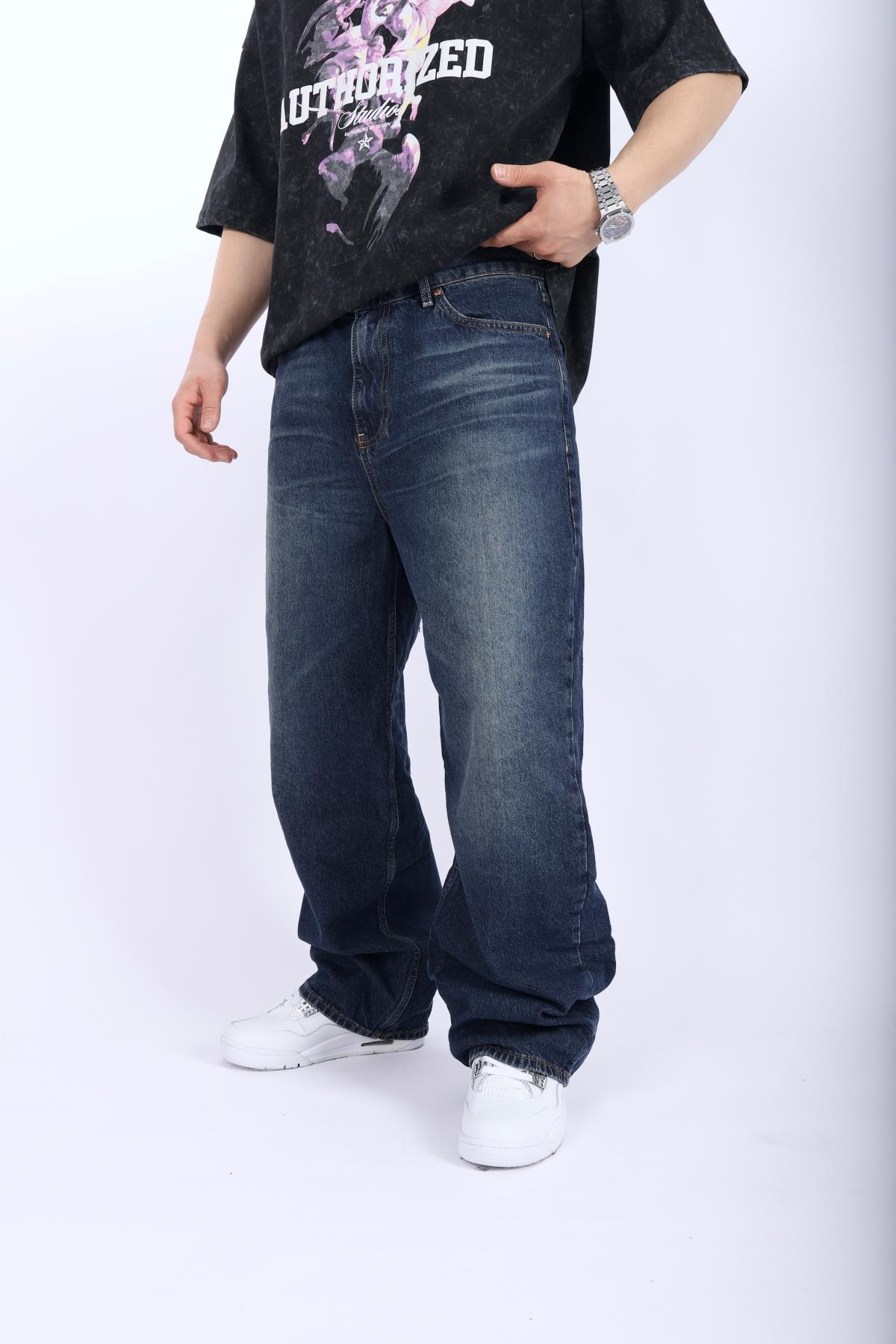 Bdg Acid Wash Baggy Jean P930