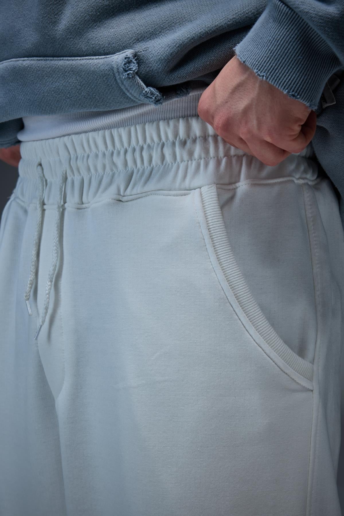Beyaz Baggy Fit Eşofman Altı