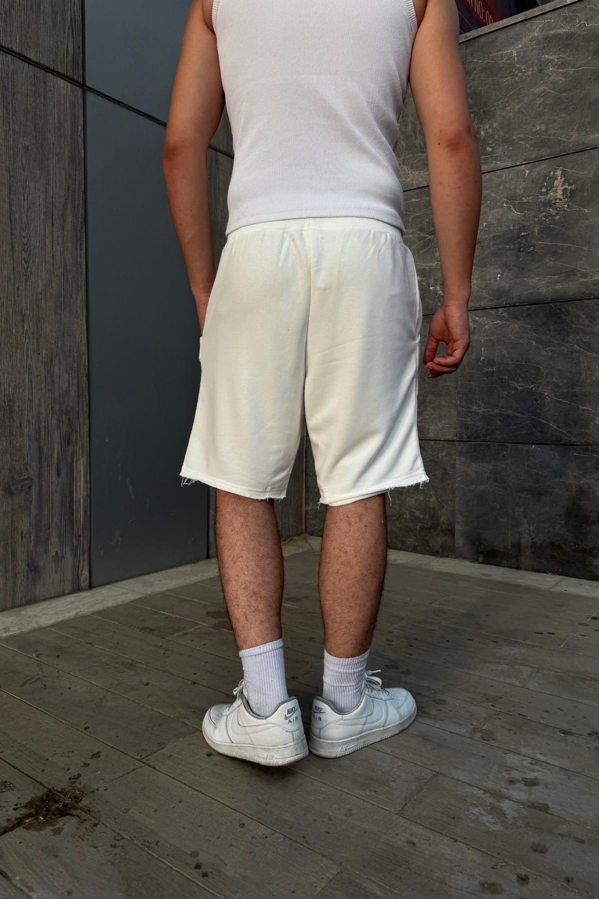 Beyaz Basic Fit Şort JC01