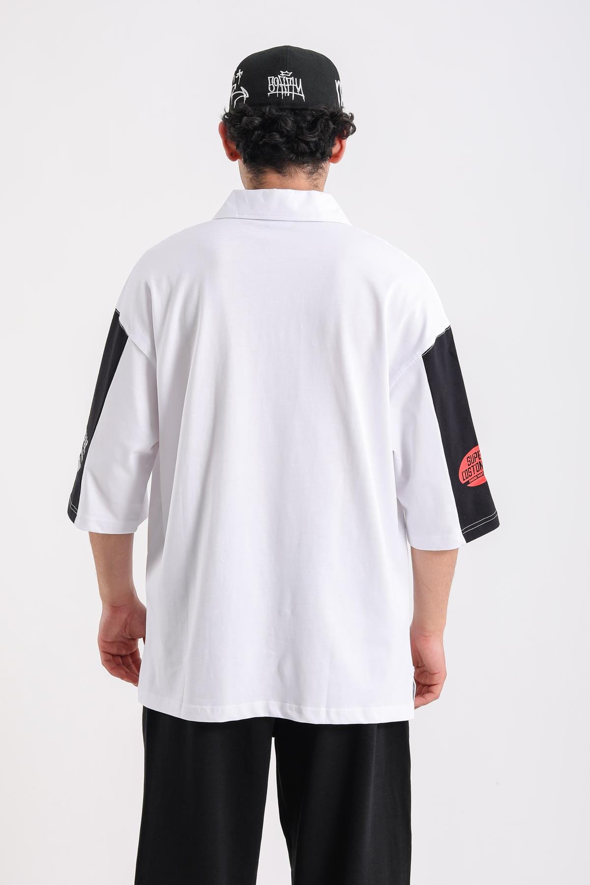 Beyaz Fermuar Polo Yaka Racing Baskılı Oversize Tshirt