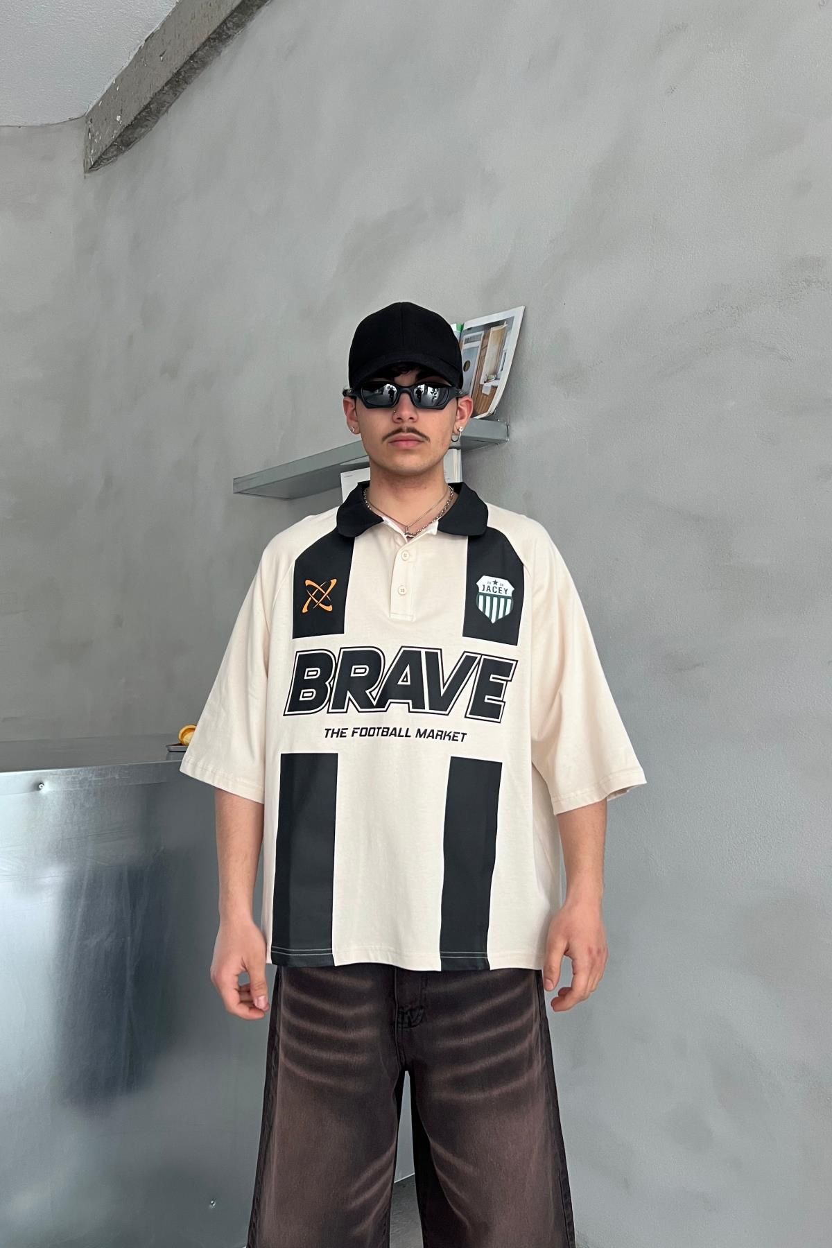 Brave Baskılı Krem Oversize Polo Yaka Tshirt