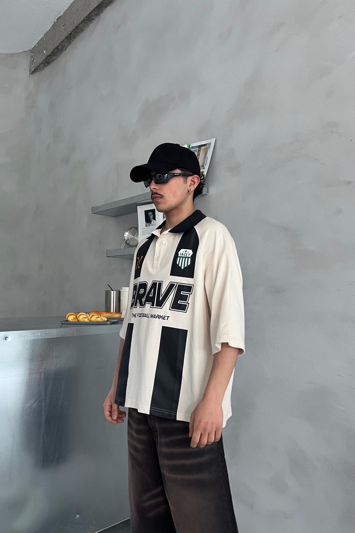 Brave Baskılı Krem Oversize Polo Yaka Tshirt