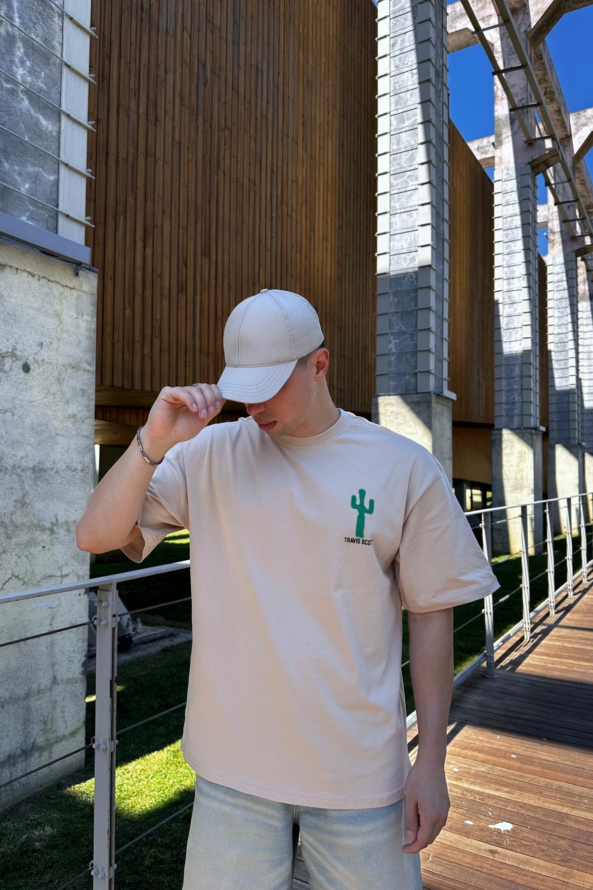 Cactus Baskılı Krem Oversize Tshirt T1059