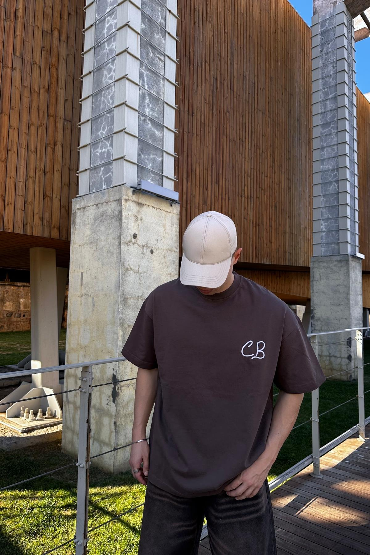 CB Nakışlı Kahve Oversize Tshirt T1045
