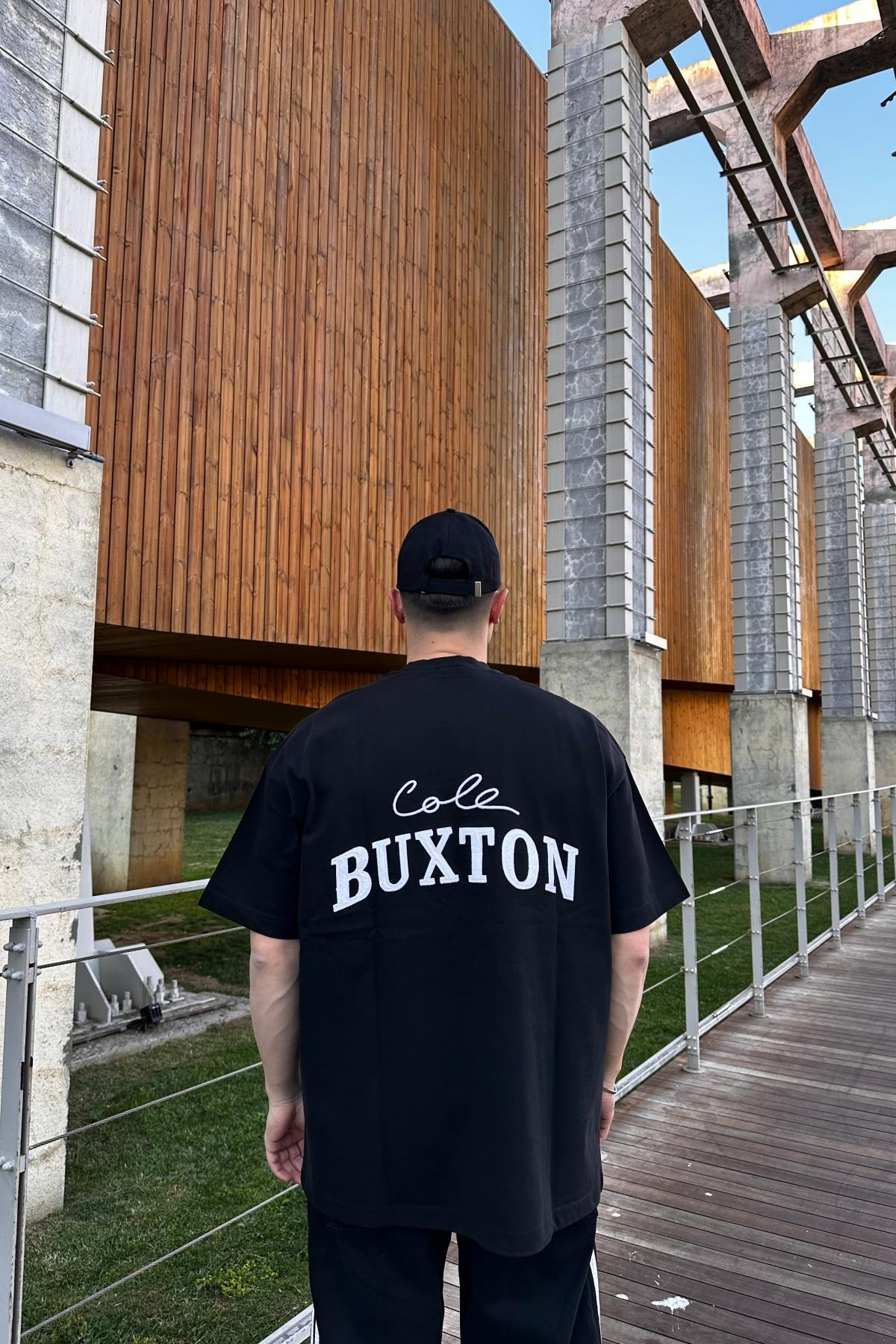 CB Nakışlı Siyah Oversize Tshirt T1046