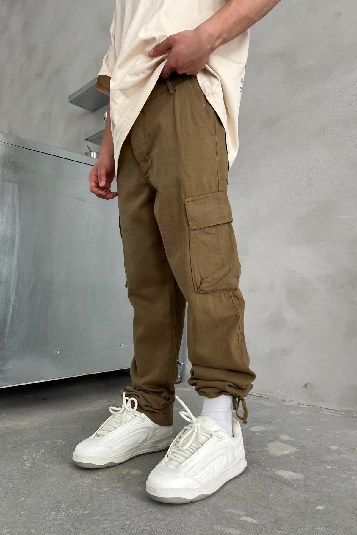 Çift Cepli Kargo Model Yeşil Gabardin Pantolon