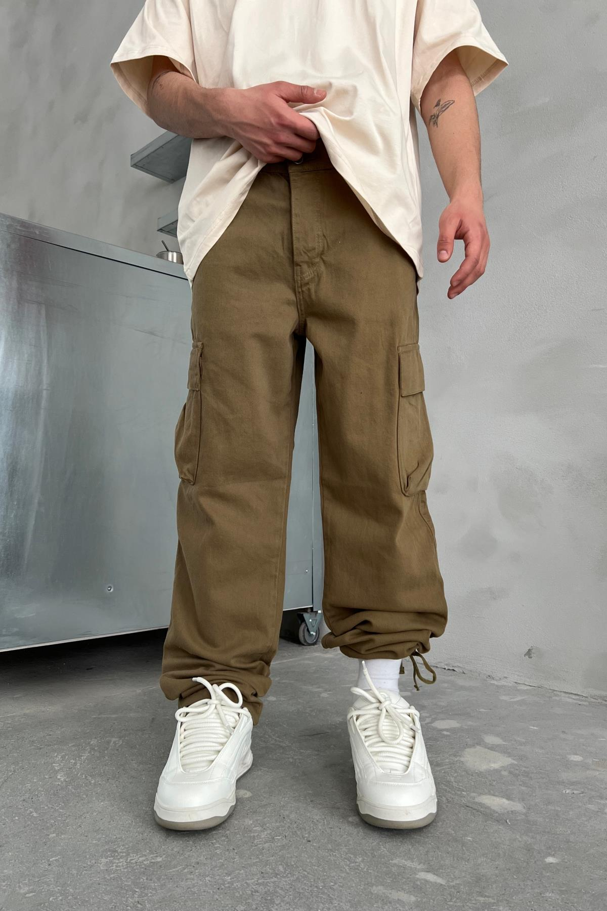Çift Cepli Kargo Model Yeşil Gabardin Pantolon