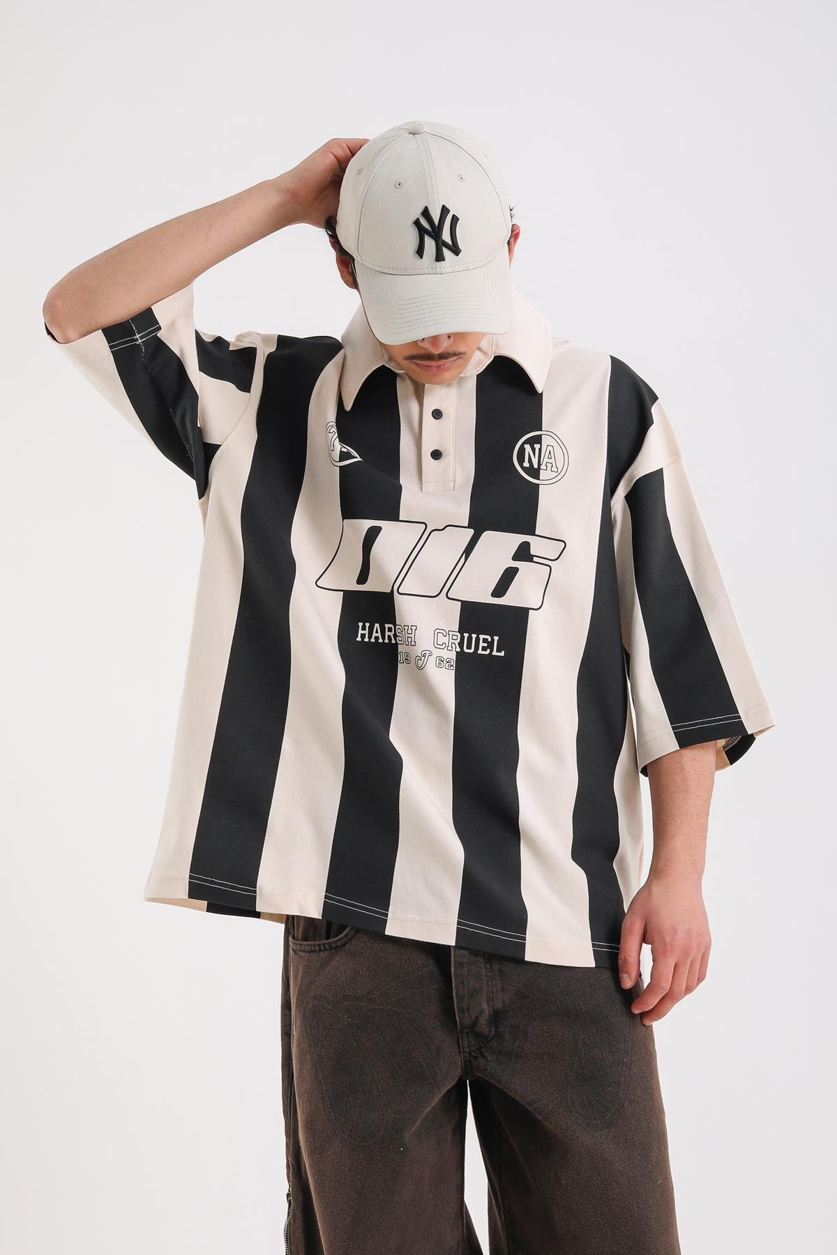 Çizgili Polo Yaka Krem 016 Baskılı Oversize Tshirt