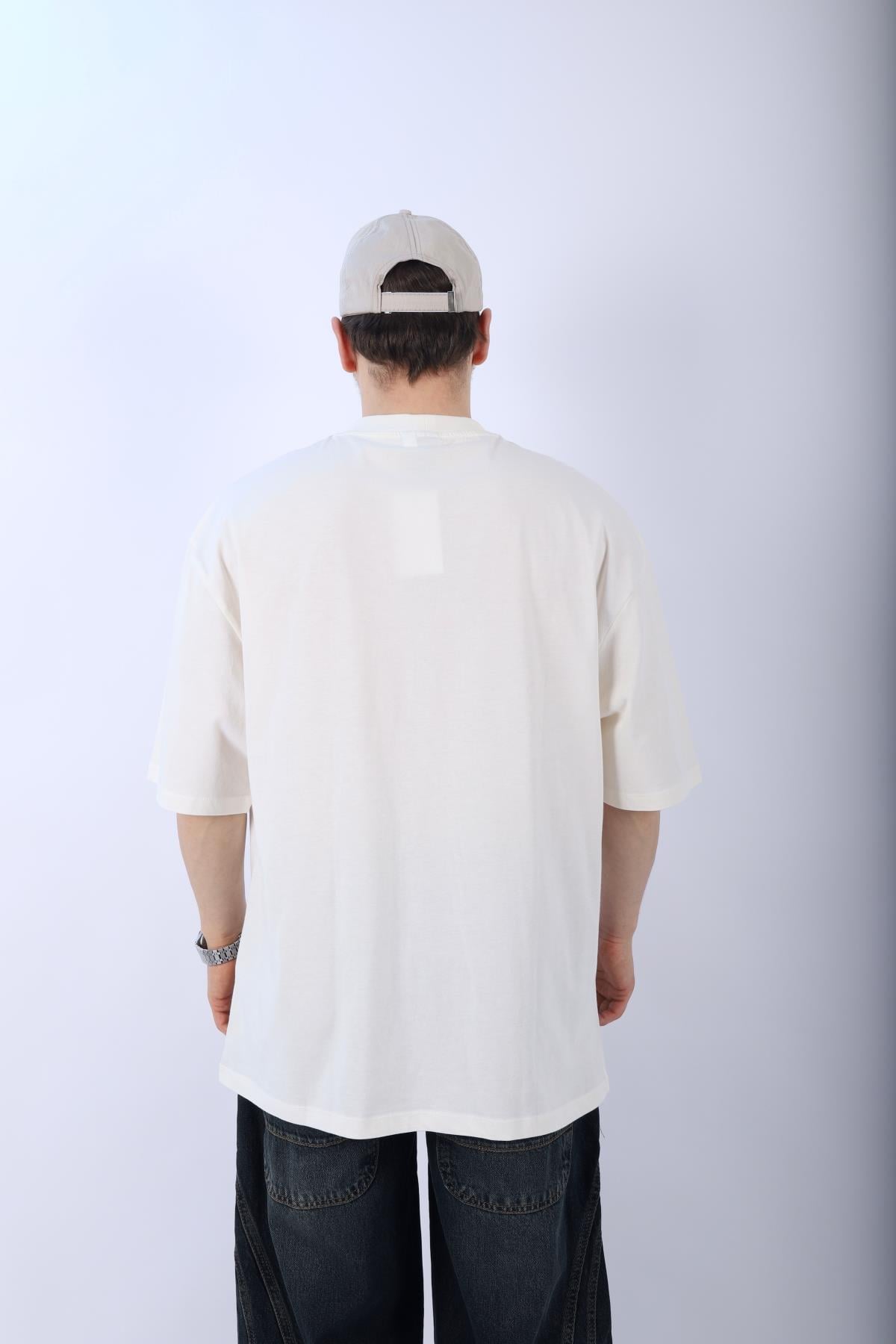 Coll Baskılı Krem Oversize Tshirt T974