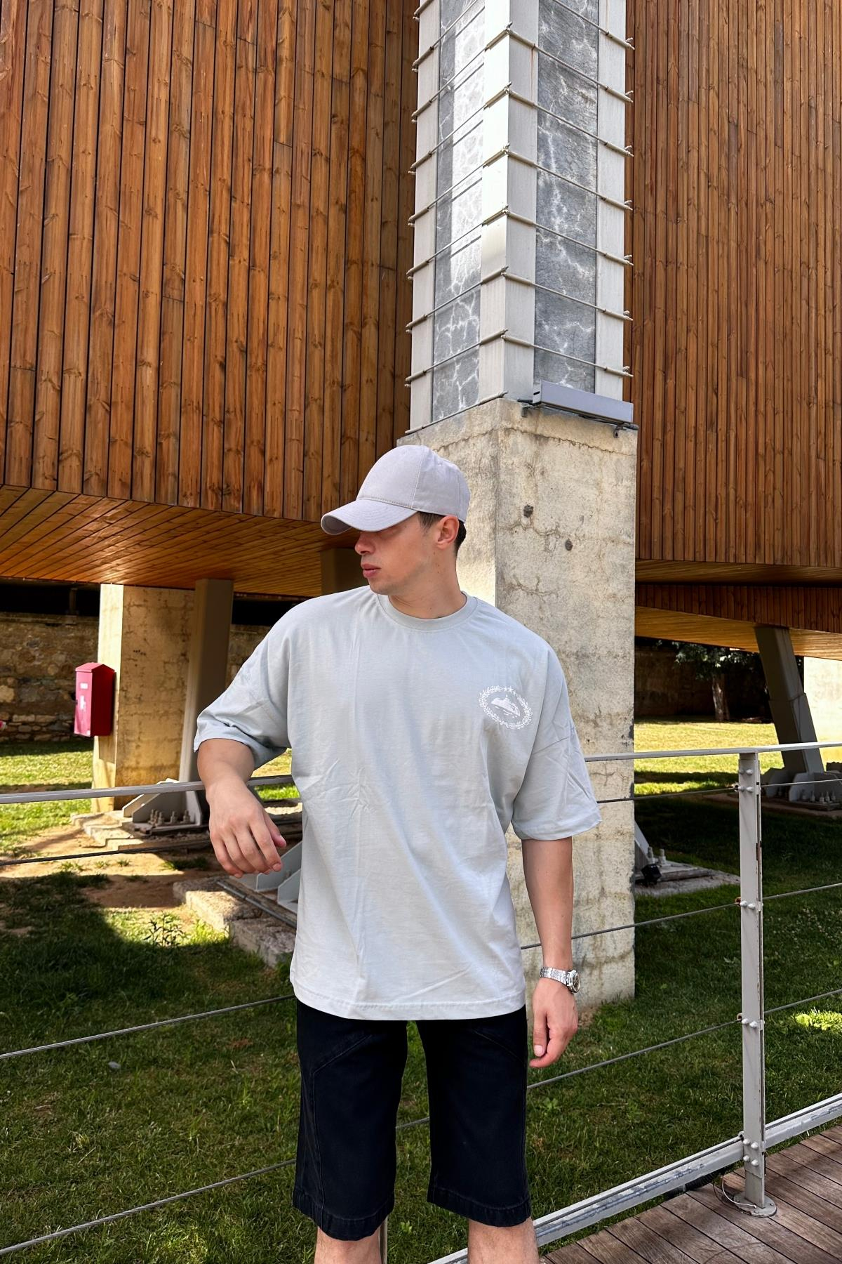 Cort Baskılı Gri Oversize Tshirt  T1134