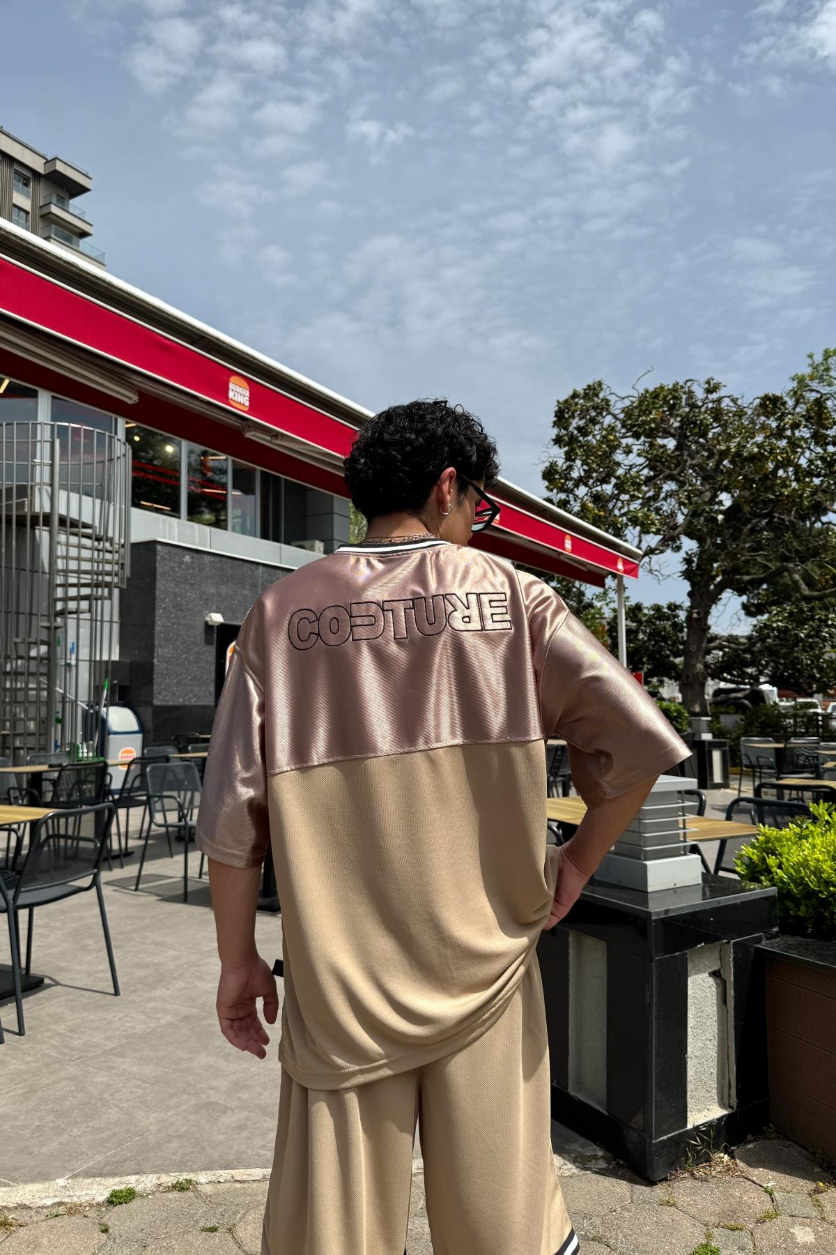 Couture Nakışlı Şerit Detay Kahve File Oversize Forma Tshirt