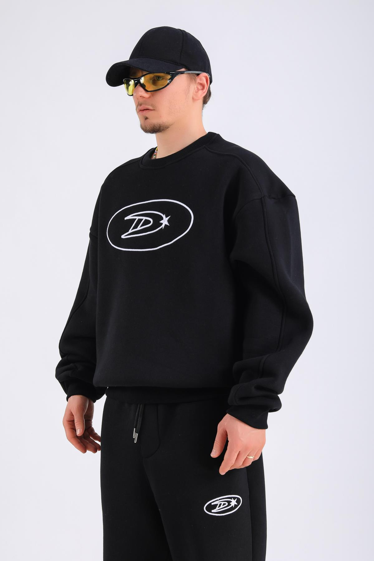 D Nakışlı Siyah Oversize Sweatshirt SW1321