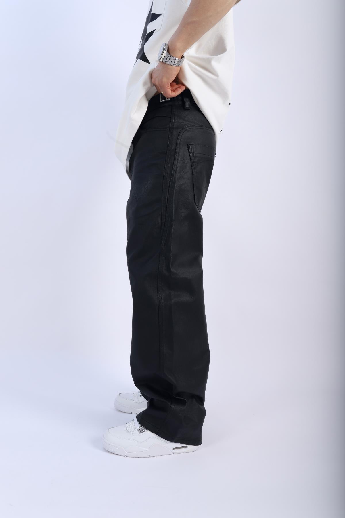 Deri Görünümlü Siyah Mumlu Pantolon P907