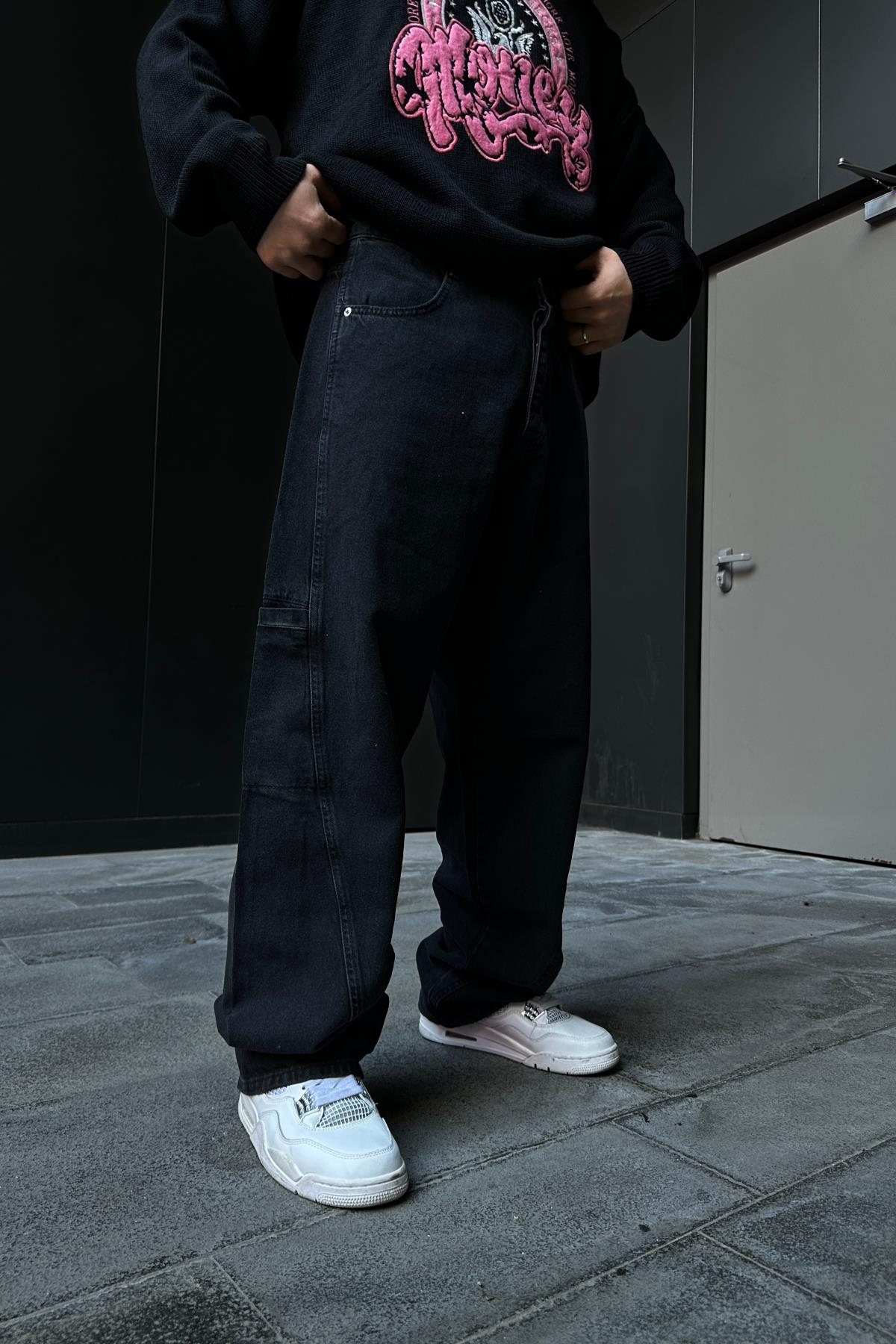 Dikiş Detay Siyah Jean Pantolon P855