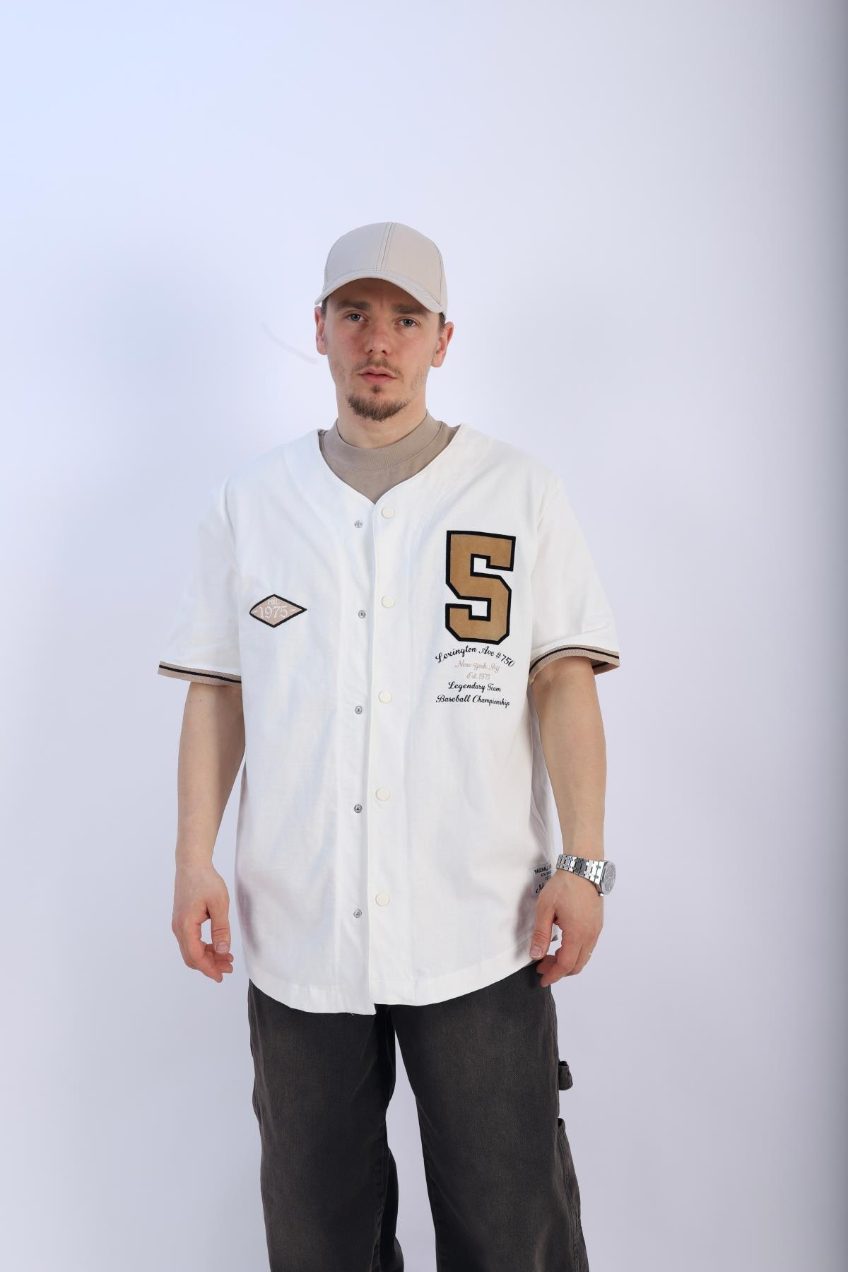 Düğmeli Krem Patch Detay Oversize Tshirt T932