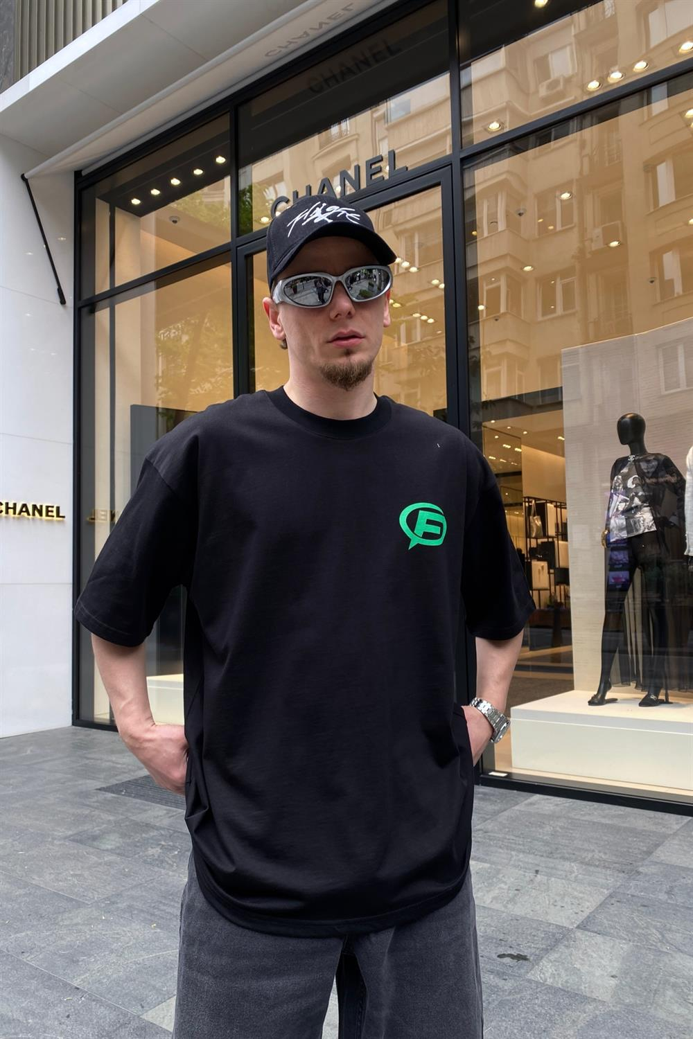 Faded Baskılı Siyah Oversize Tshirt T650