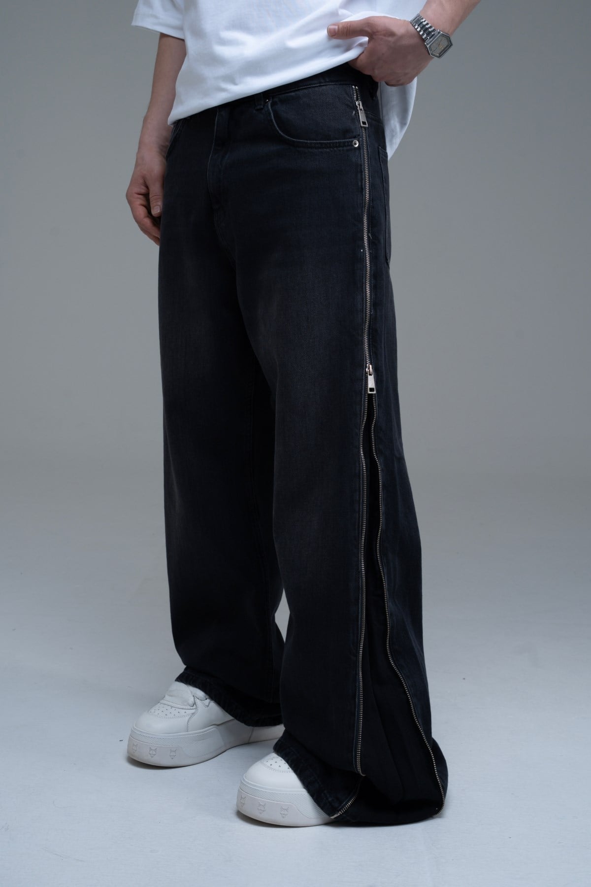 Fermuar Detay Siyah Baggy Jean