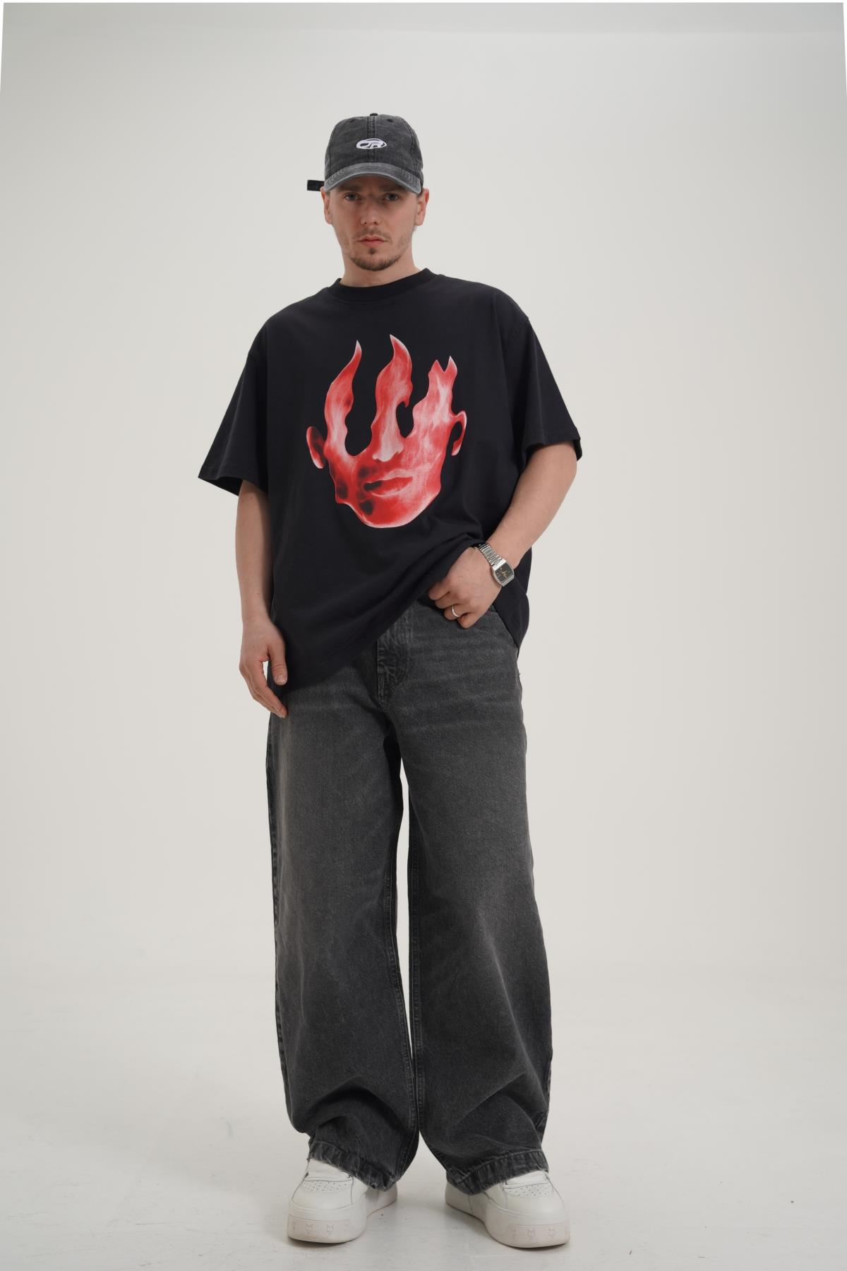 Fire Baskılı Siyah Oversize Tshirt CT01 MRT26047