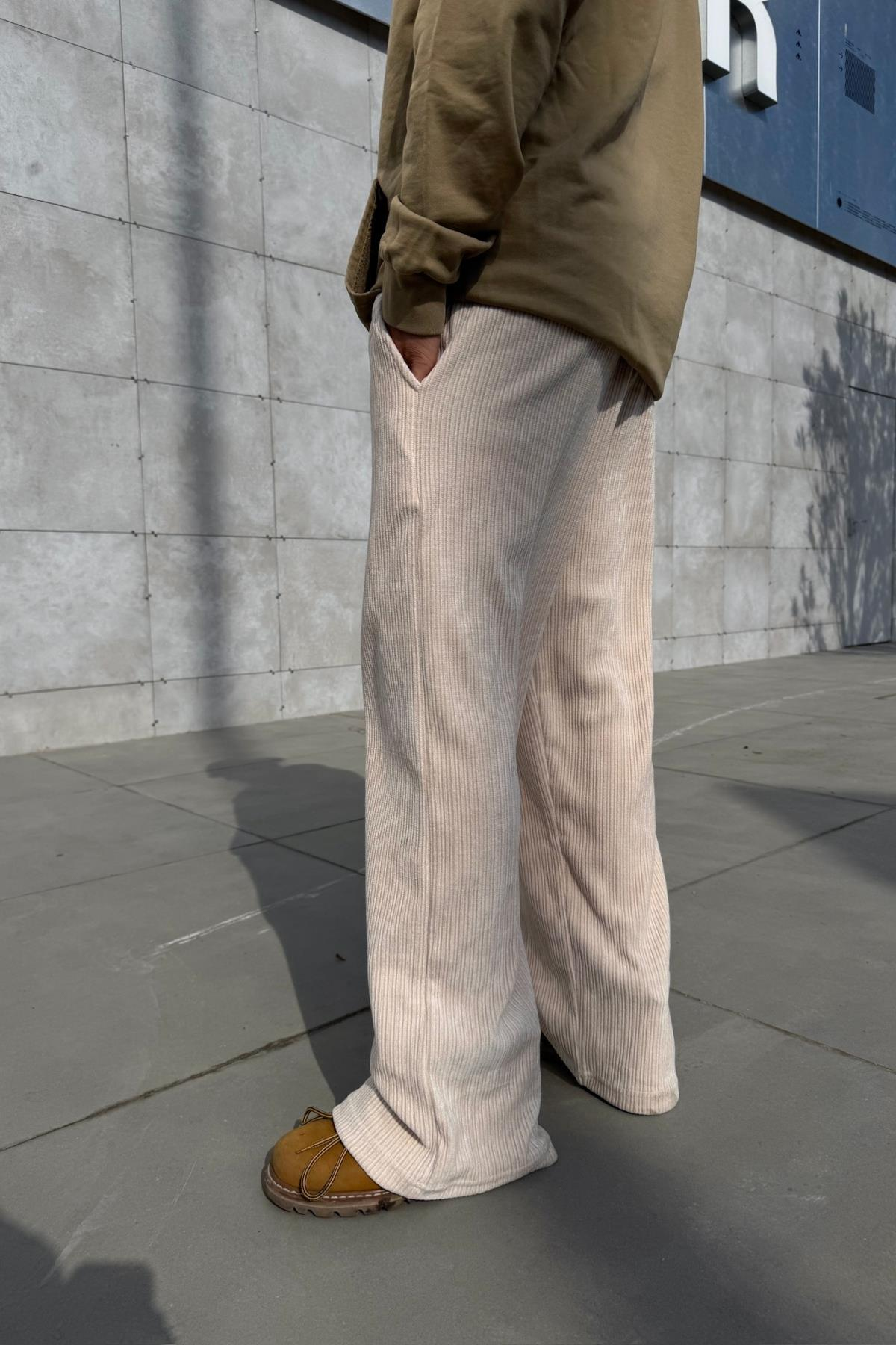 Fitilli Kadife Kumaş Bej Baggy Pantolon JC01