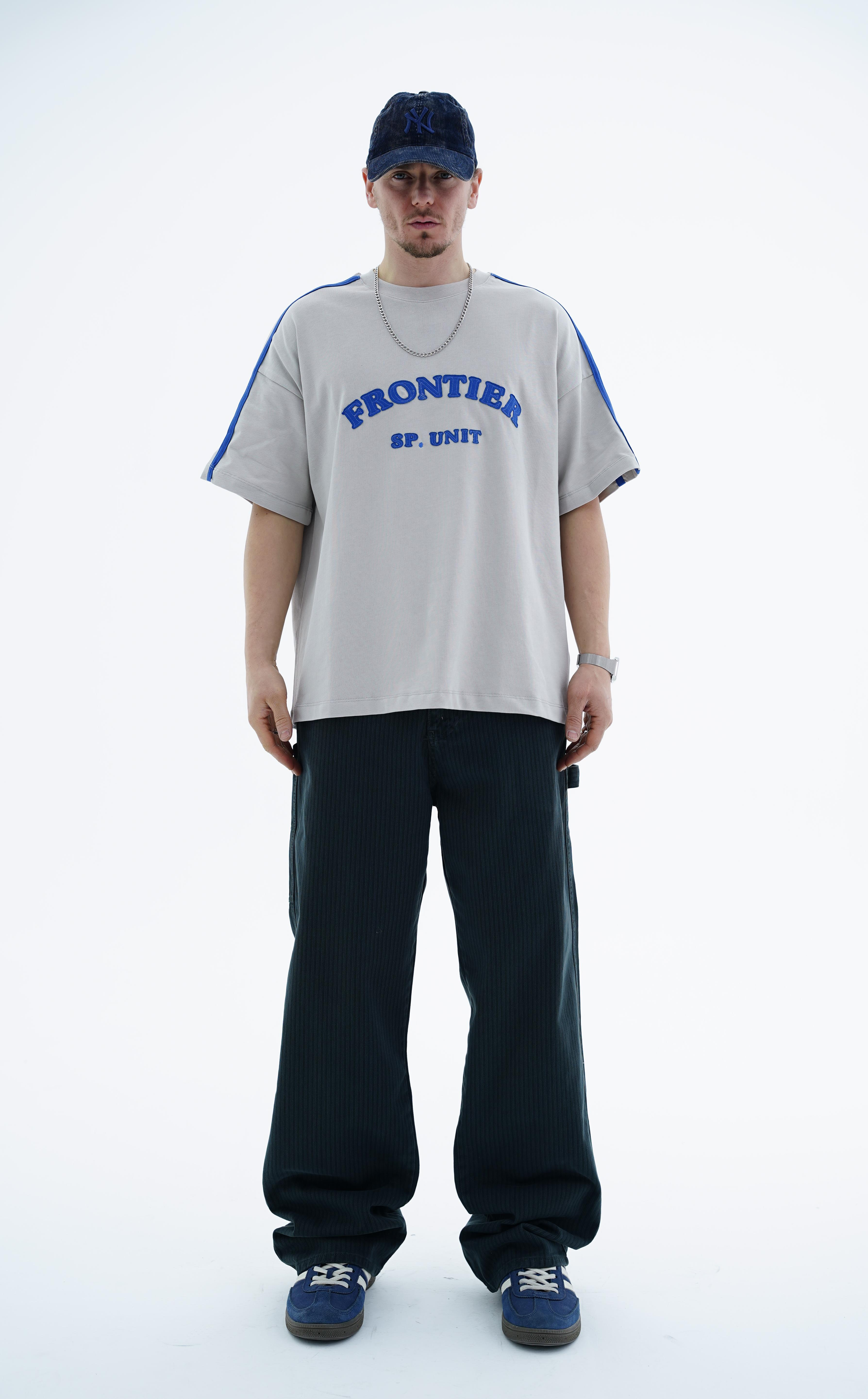 Frontier Patch Detay Gri Oversize Tshirt JC01 26Y125