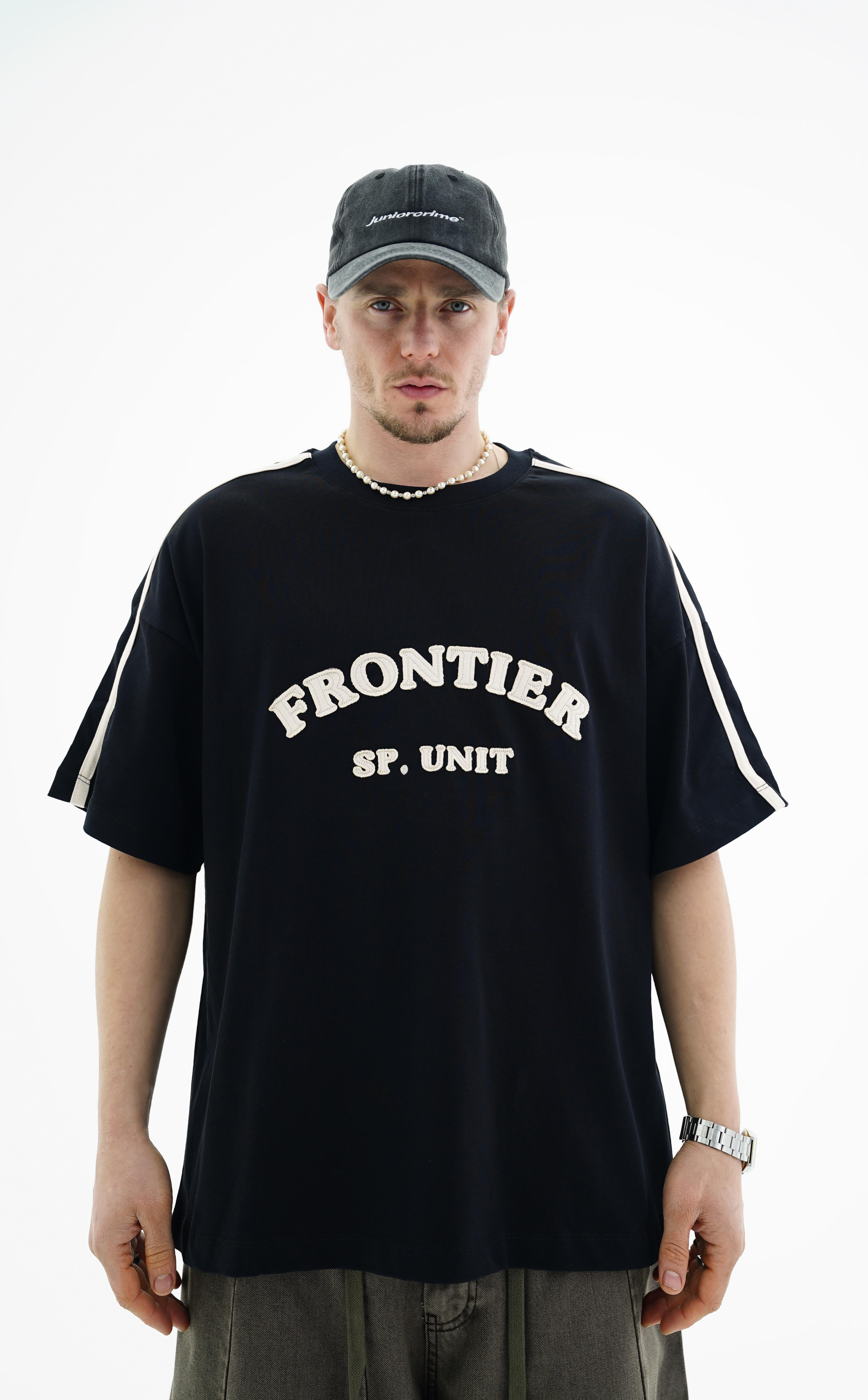 Frontier Patch Detay Siyah Oversize Tshirt JC01 26Y125