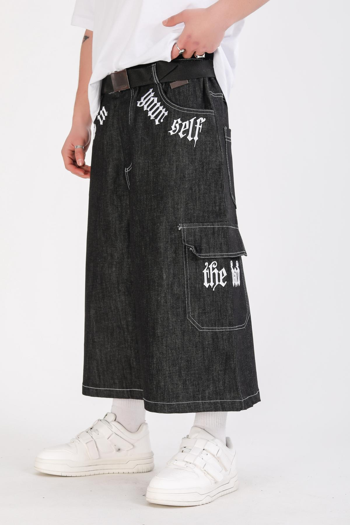 Füme Nakış Detay Oversize Jean Şort