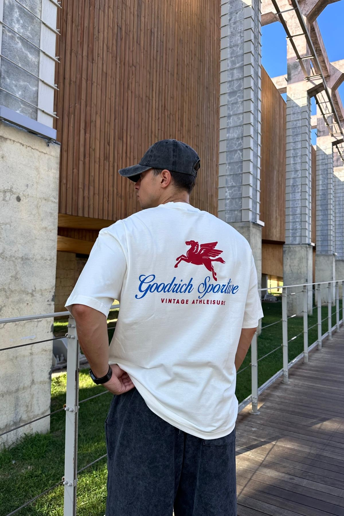Goodrich Baskılı Krem Oversize Tshirt T1187