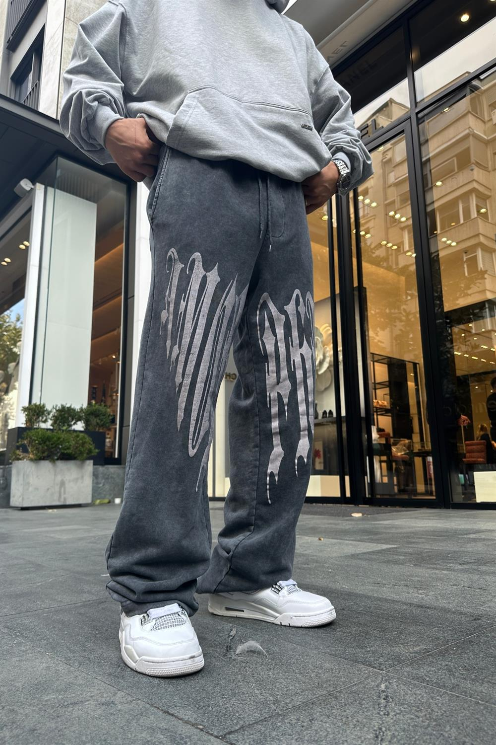 Graffiti Baskılı Acid Wash Eşofman ESF438