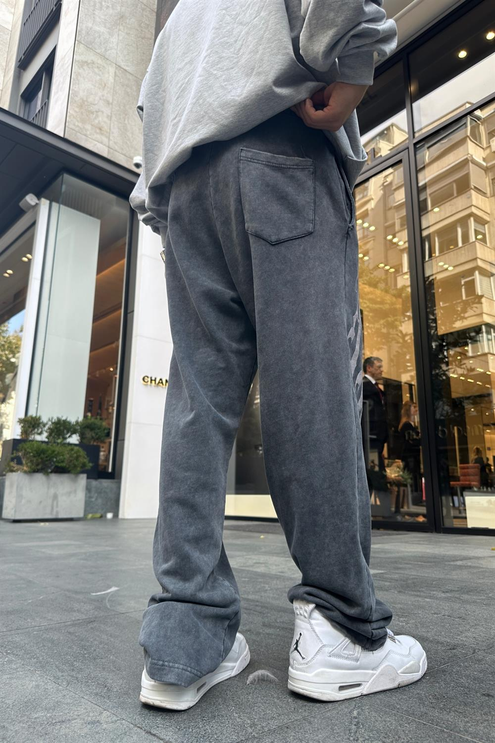 Graffiti Baskılı Acid Wash Eşofman ESF438