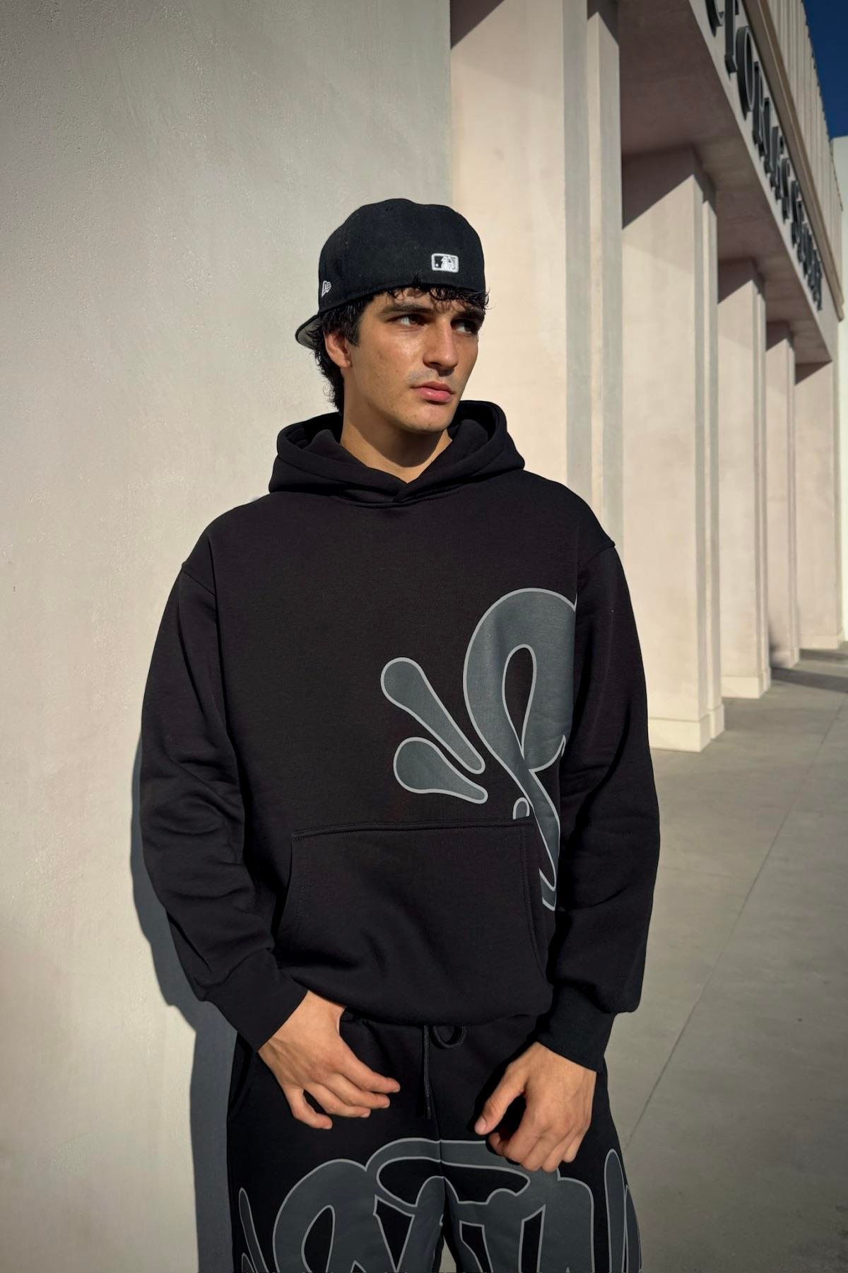 Graffiti Baskılı Siyah Oversize Hoodie