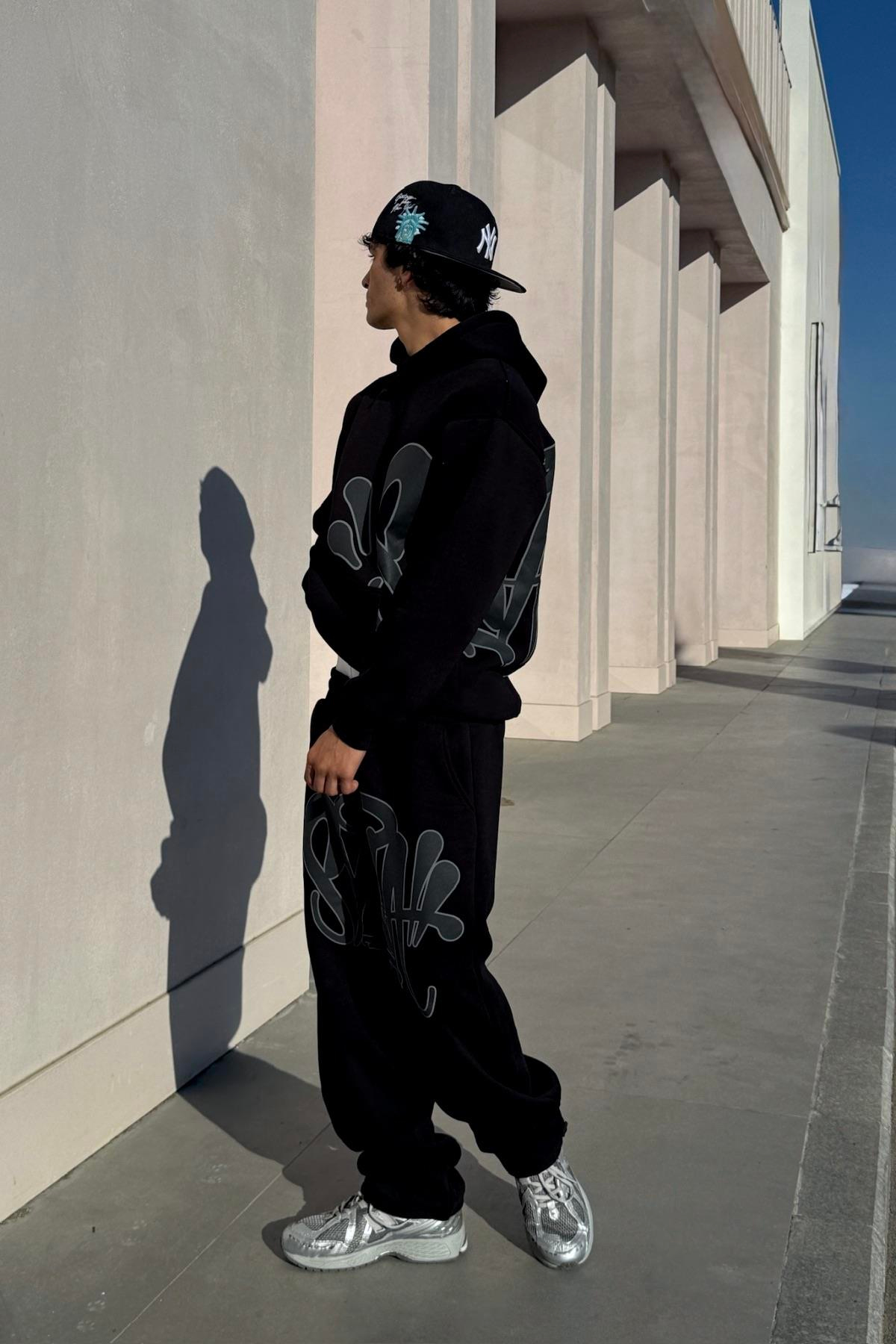 Graffiti Baskılı Siyah Oversize Hoodie