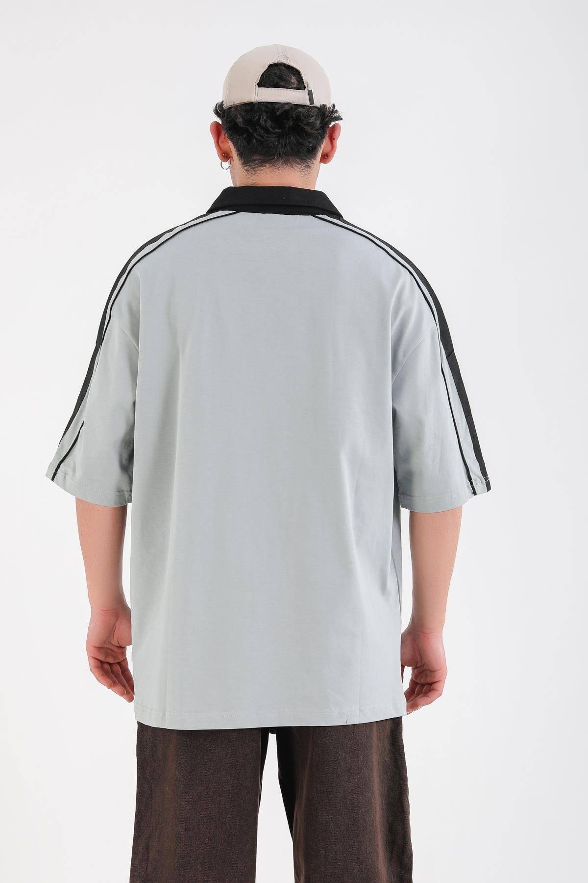 Gri Polo Yaka Baskılı Oversize Jolliness Tshirt