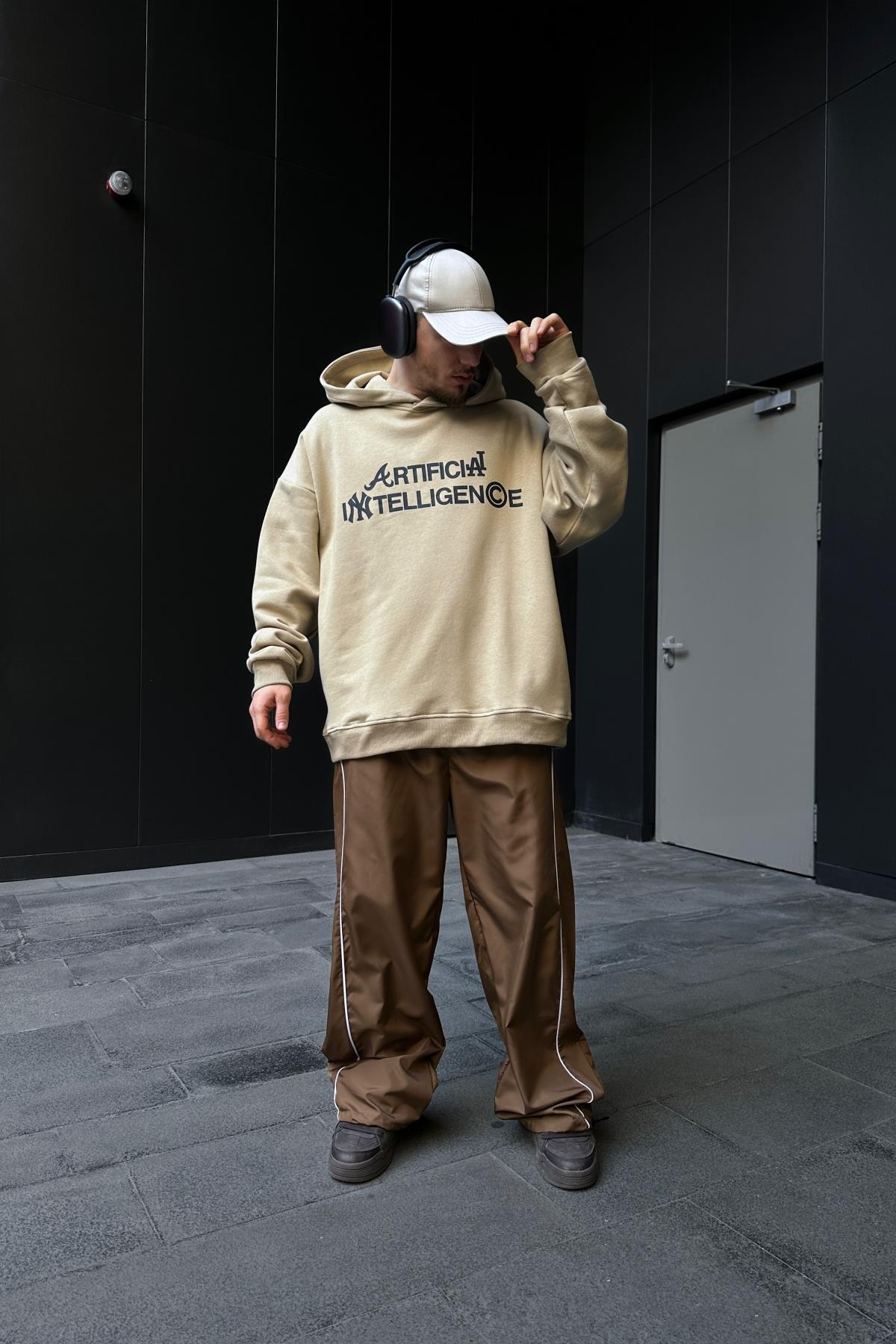 Intelligence Baskılı Bej Oversize Hoodie SW1093