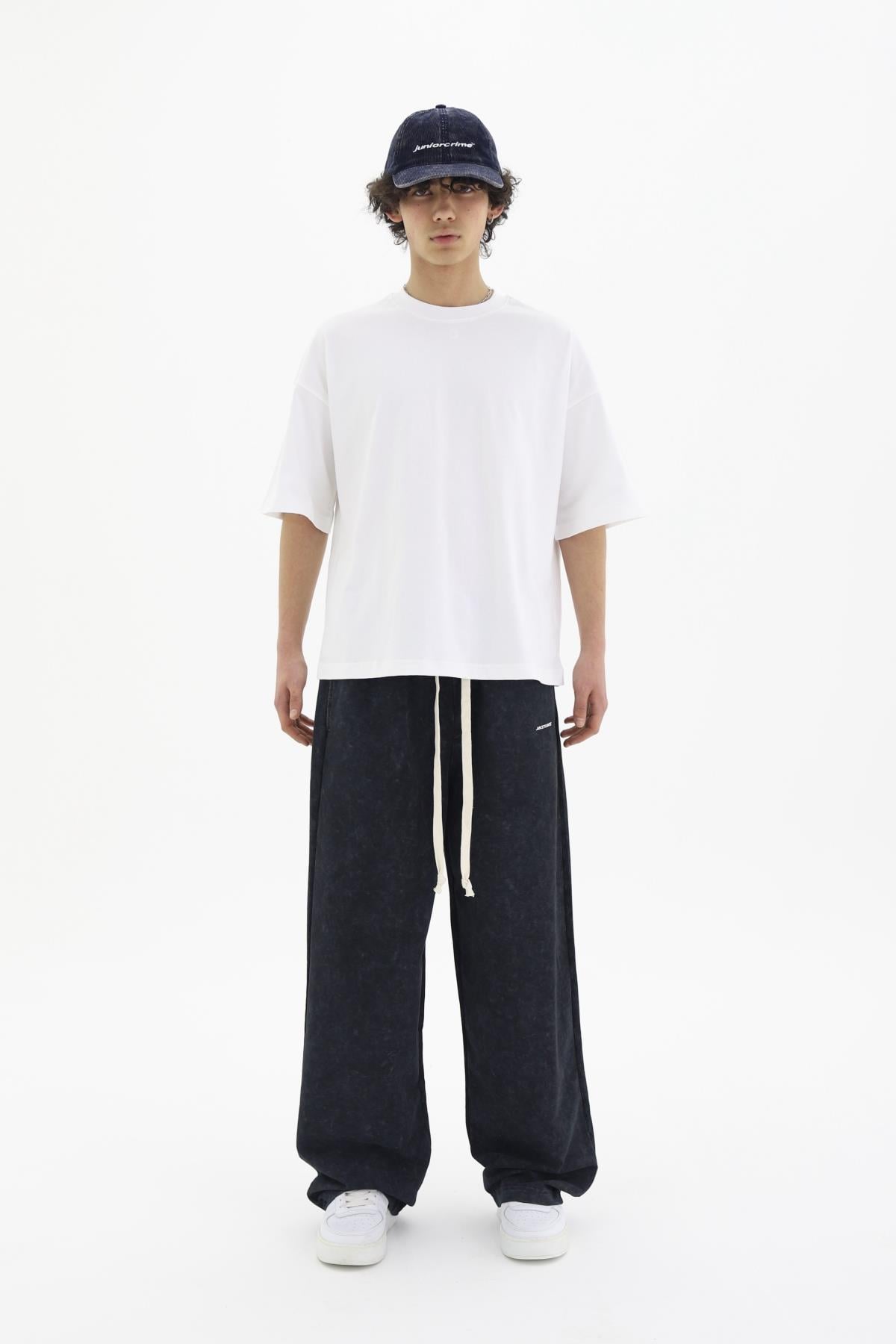 JR Logo Beyaz Boxy Fit Oversize Tshirt