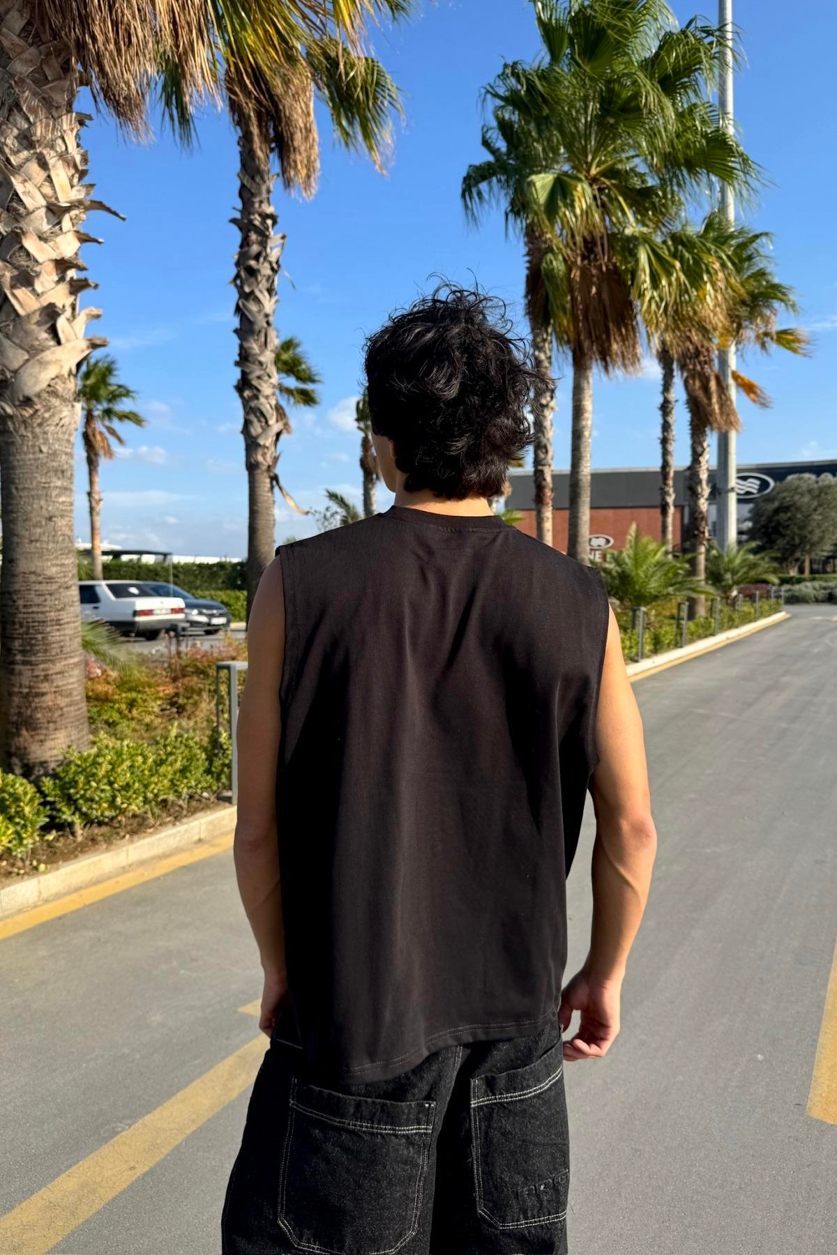 JR Siyah Oversize Kolsuz Tshirt