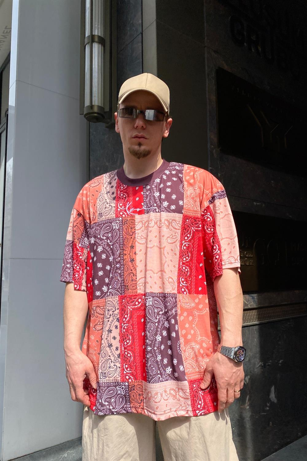 Kani Nakışlı Bandana Desen Oversize Tshirt T565