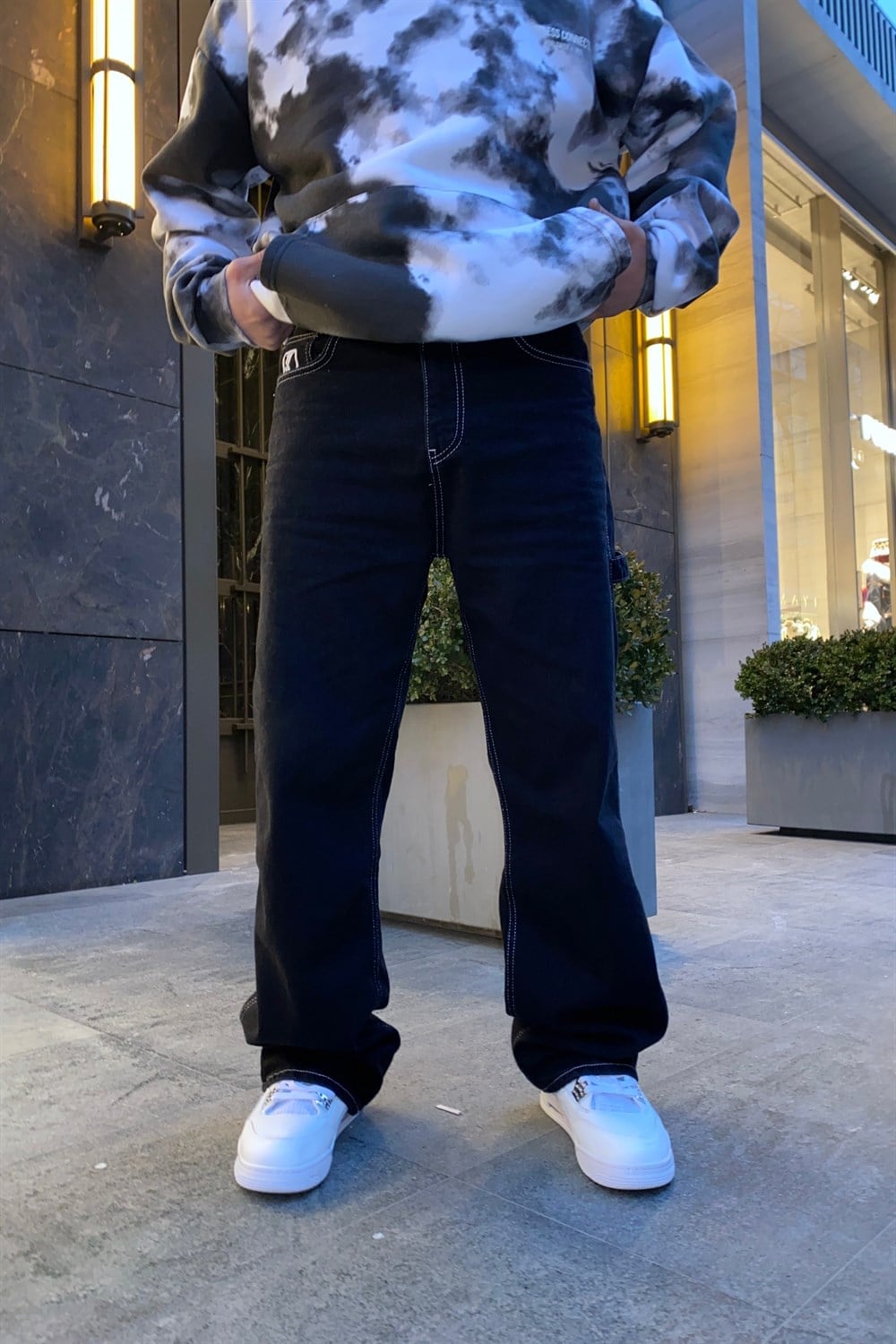 Kani Nakışlı Siyah Jean P541