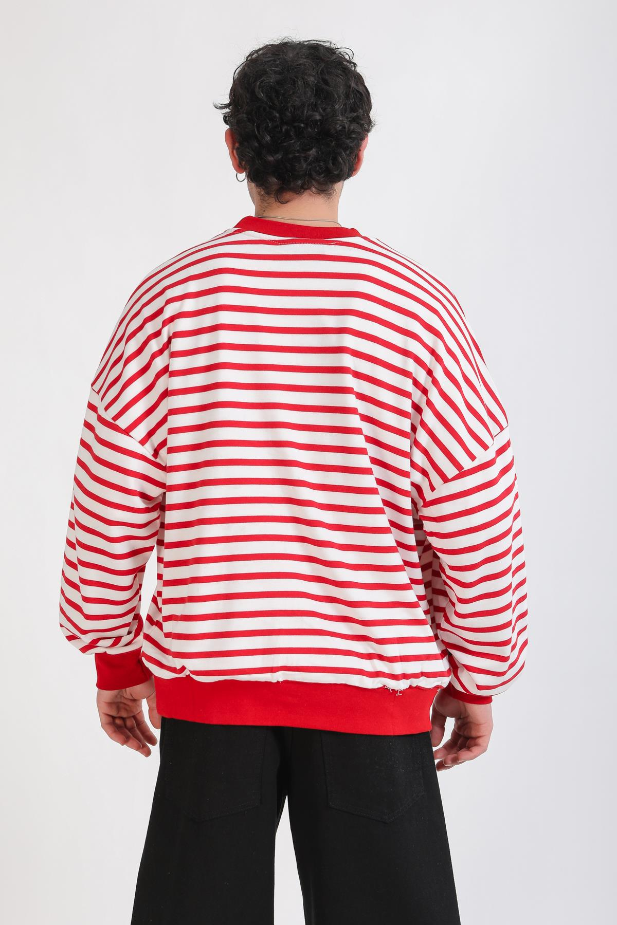 Kırmızı Çizgili Nirvana Baskılı Oversize Sweatshirt